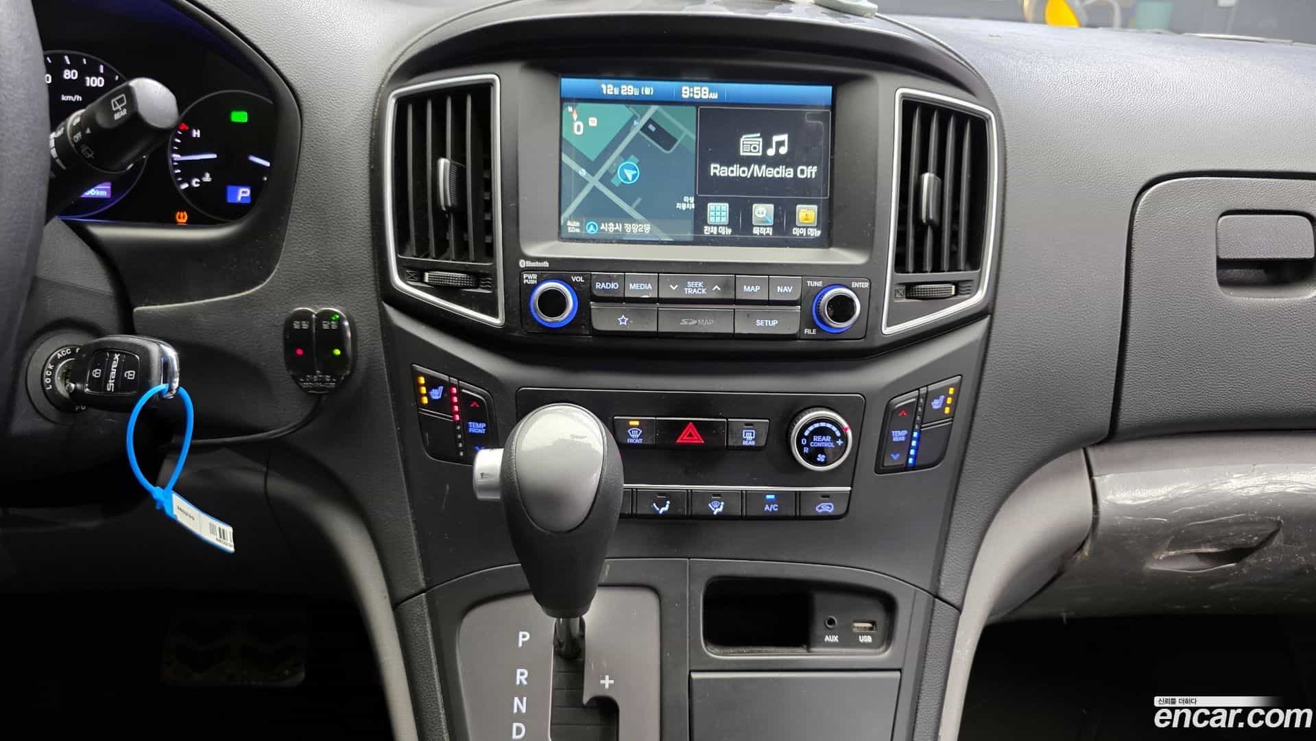 Starex Hyundai 2018.9-OPTION-022