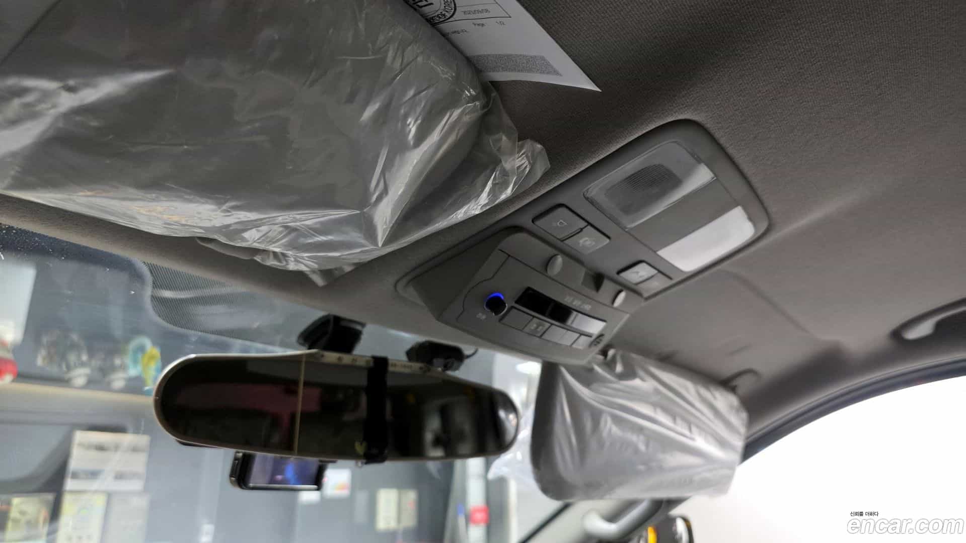 Starex Hyundai 2018.9-OPTION-024