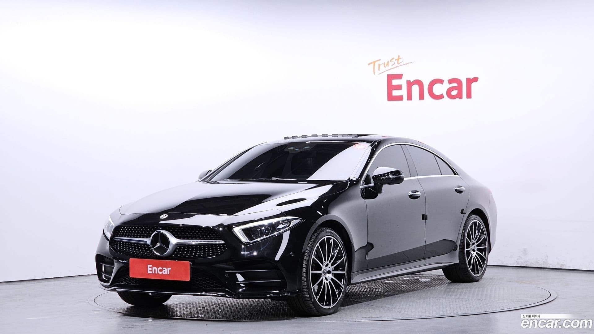 Main__Slider__Photo:CLS-Class Mercedes-Benz 2019.10-0