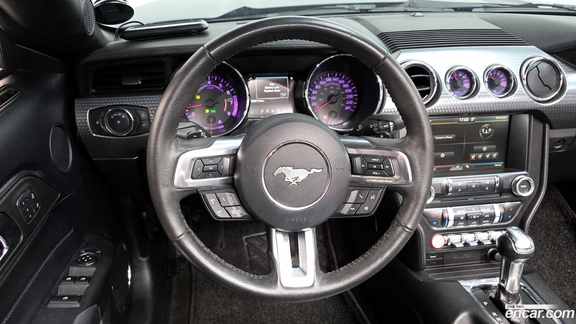 Mustang Ford 2015.4-OPTION-017