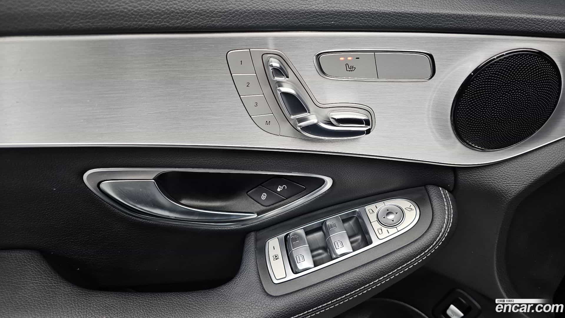 C-Class Mercedes-Benz 2017.2-OPTION-016