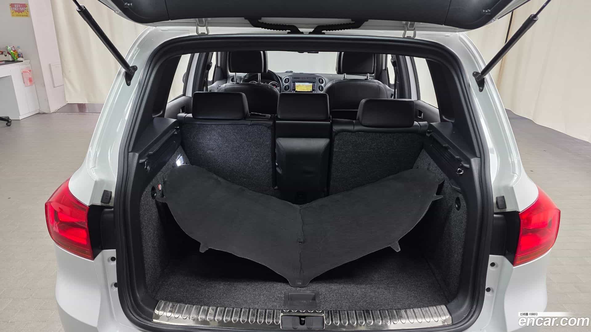 Tiguan Volkswagen 2015.9-OPTION-024