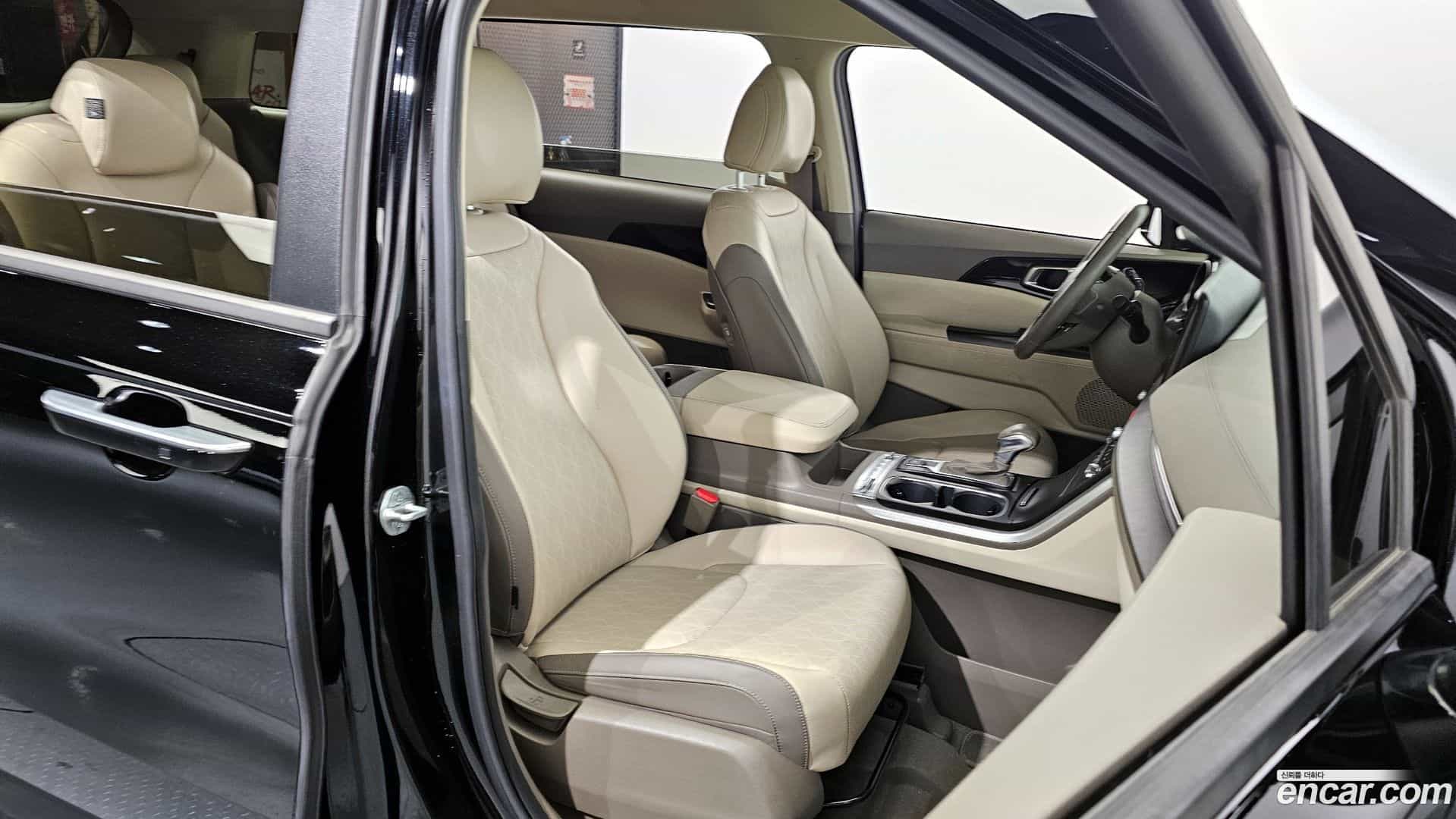 Canival Kia 2023.4-OPTION-016