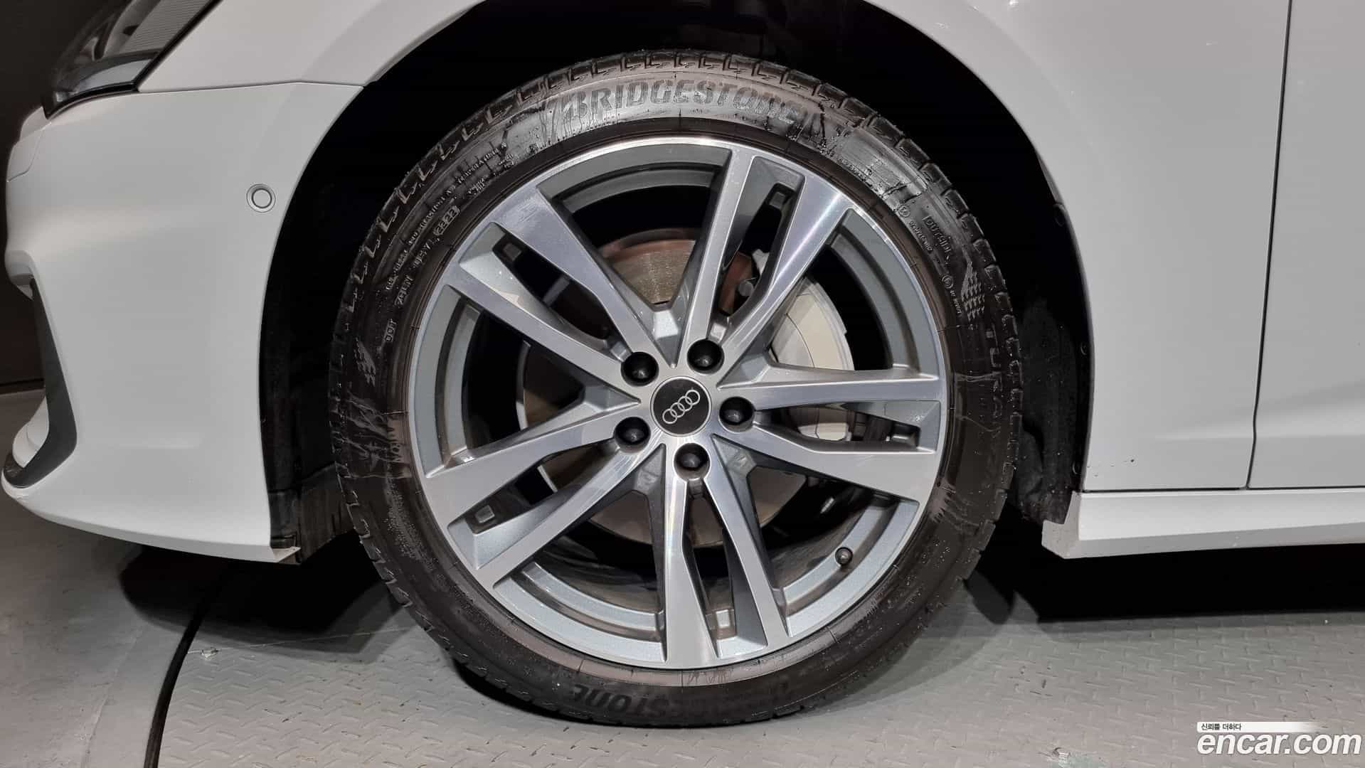A6 Audi 2022.9-OUTER-005