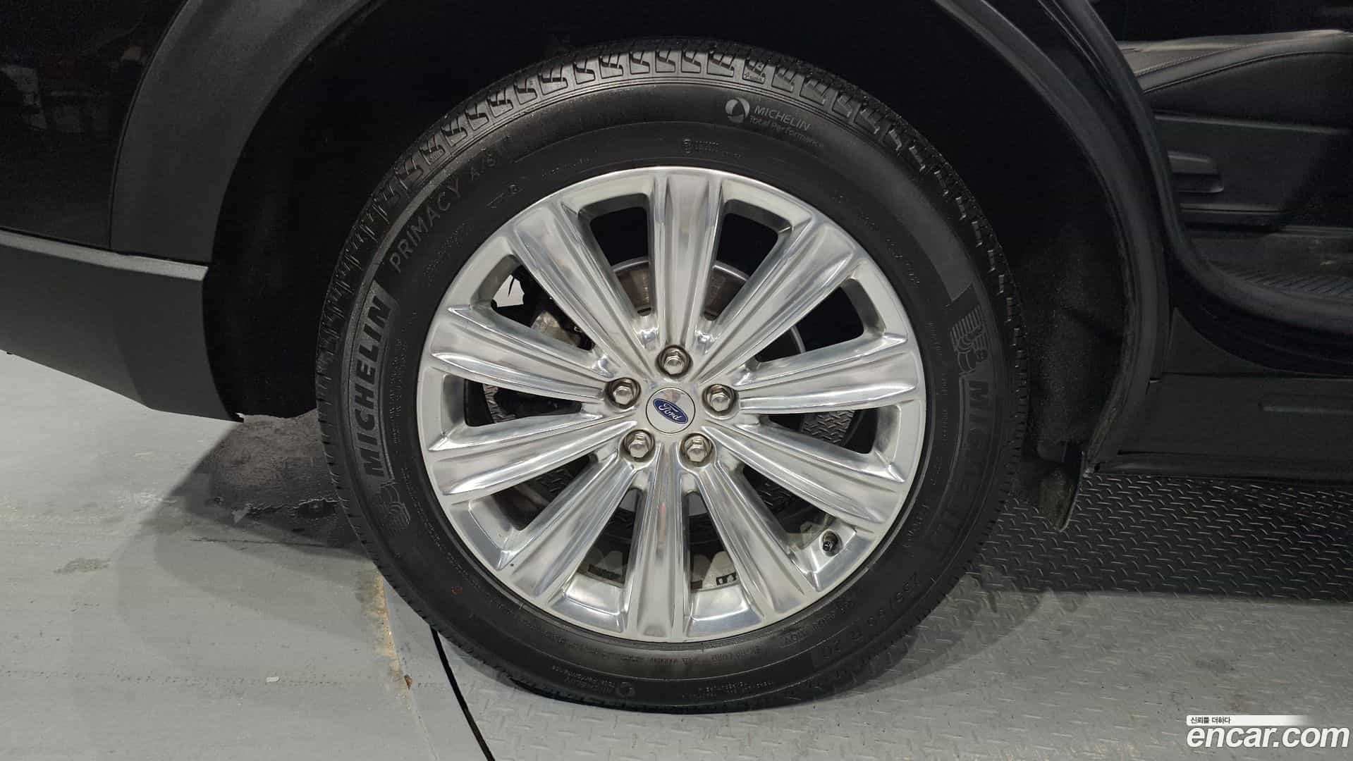 Explorer Ford 2021.4-OUTER-005