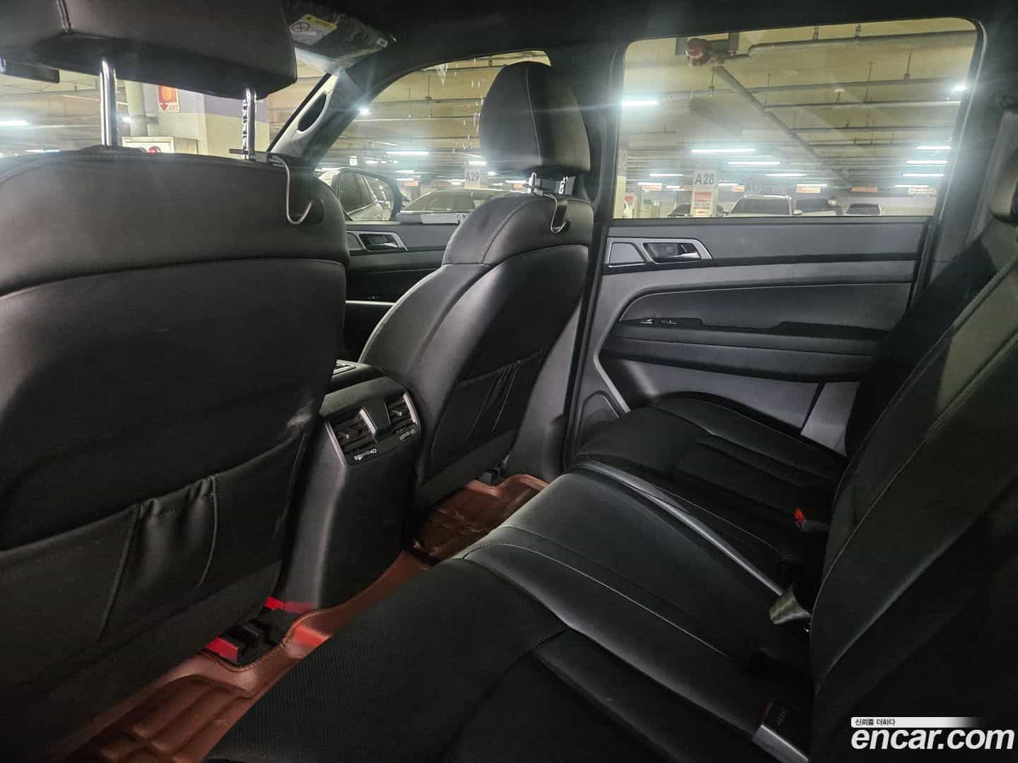Rexton KG Mobility 2022.1-INNER-008
