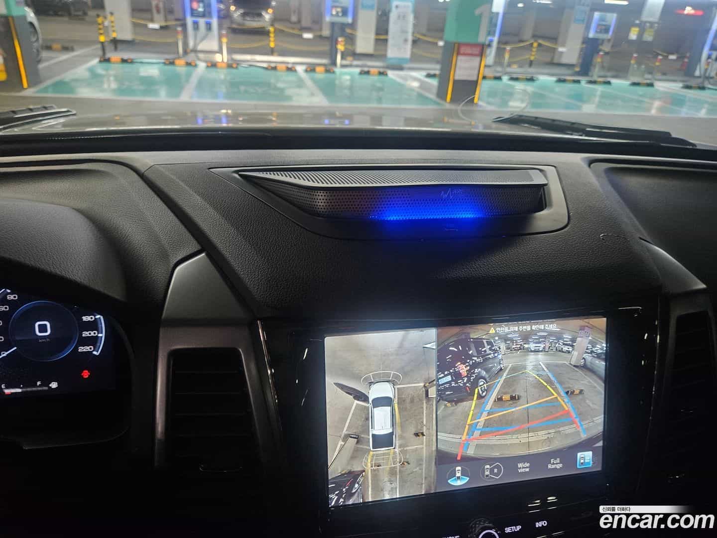 Rexton KG Mobility 2022.1-INNER-009