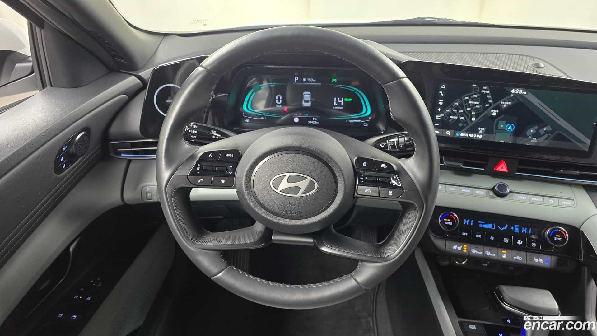 AVANTE Hyundai 2024.4-OPTION-017