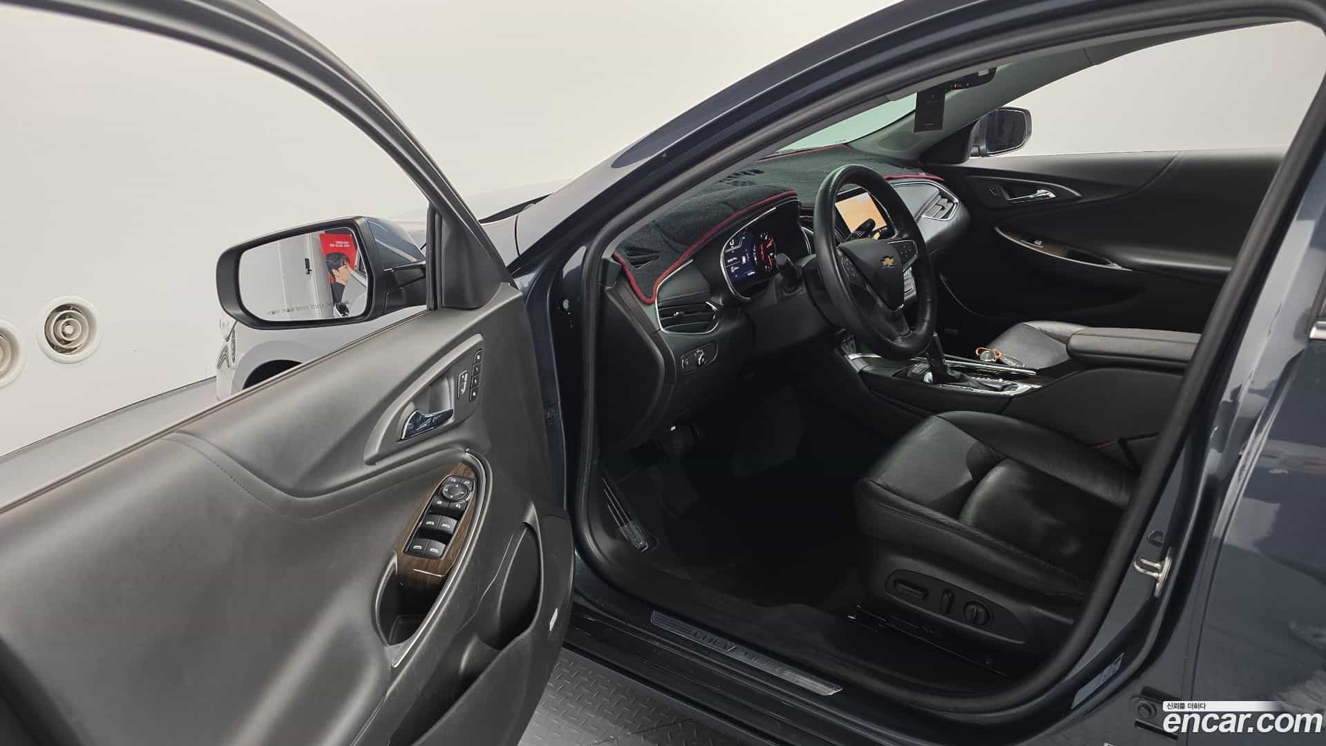 Malibu Chevrolet 2020.6-OPTION-015