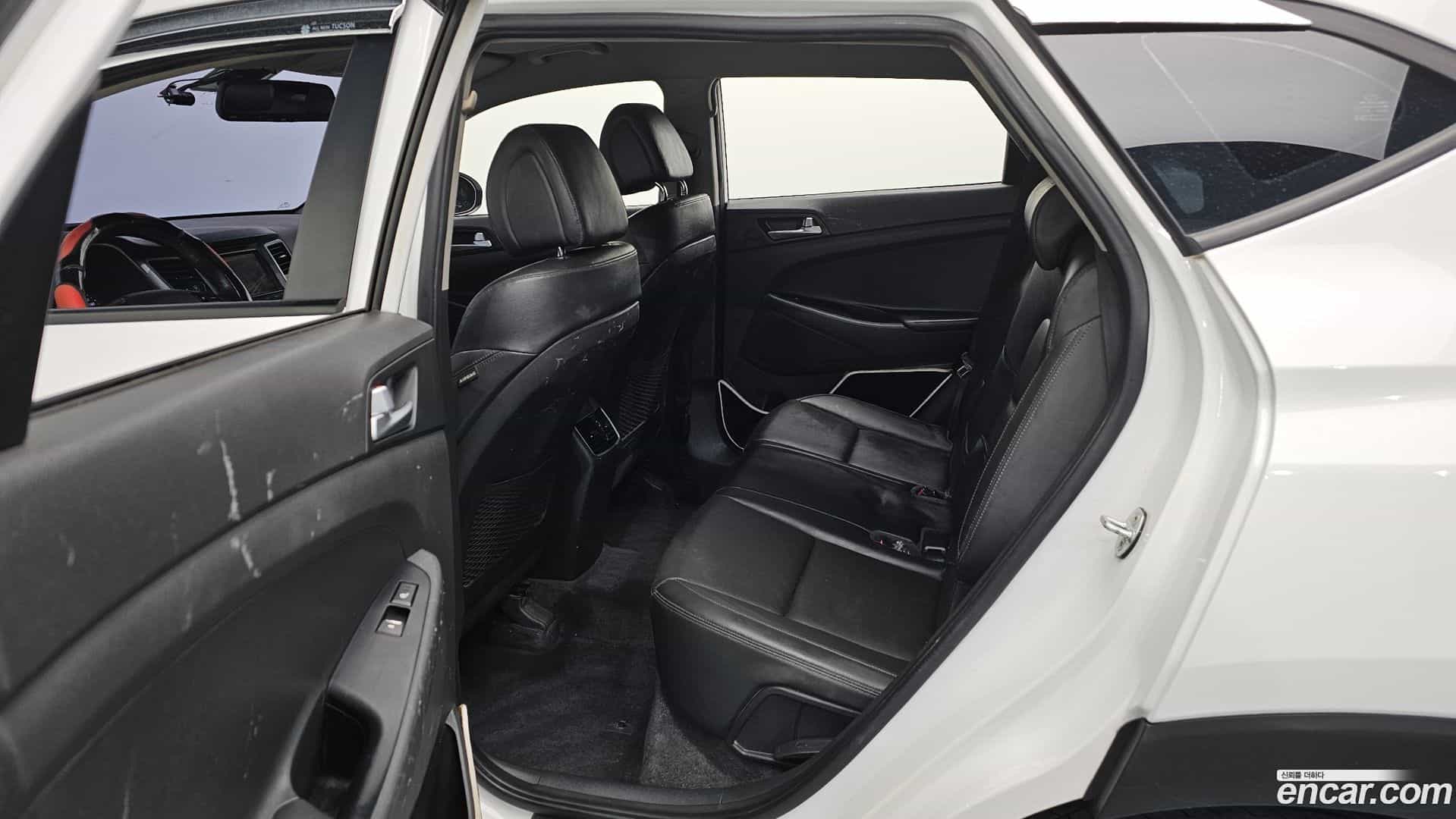 Tucson Hyundai 2016.2-OPTION-015
