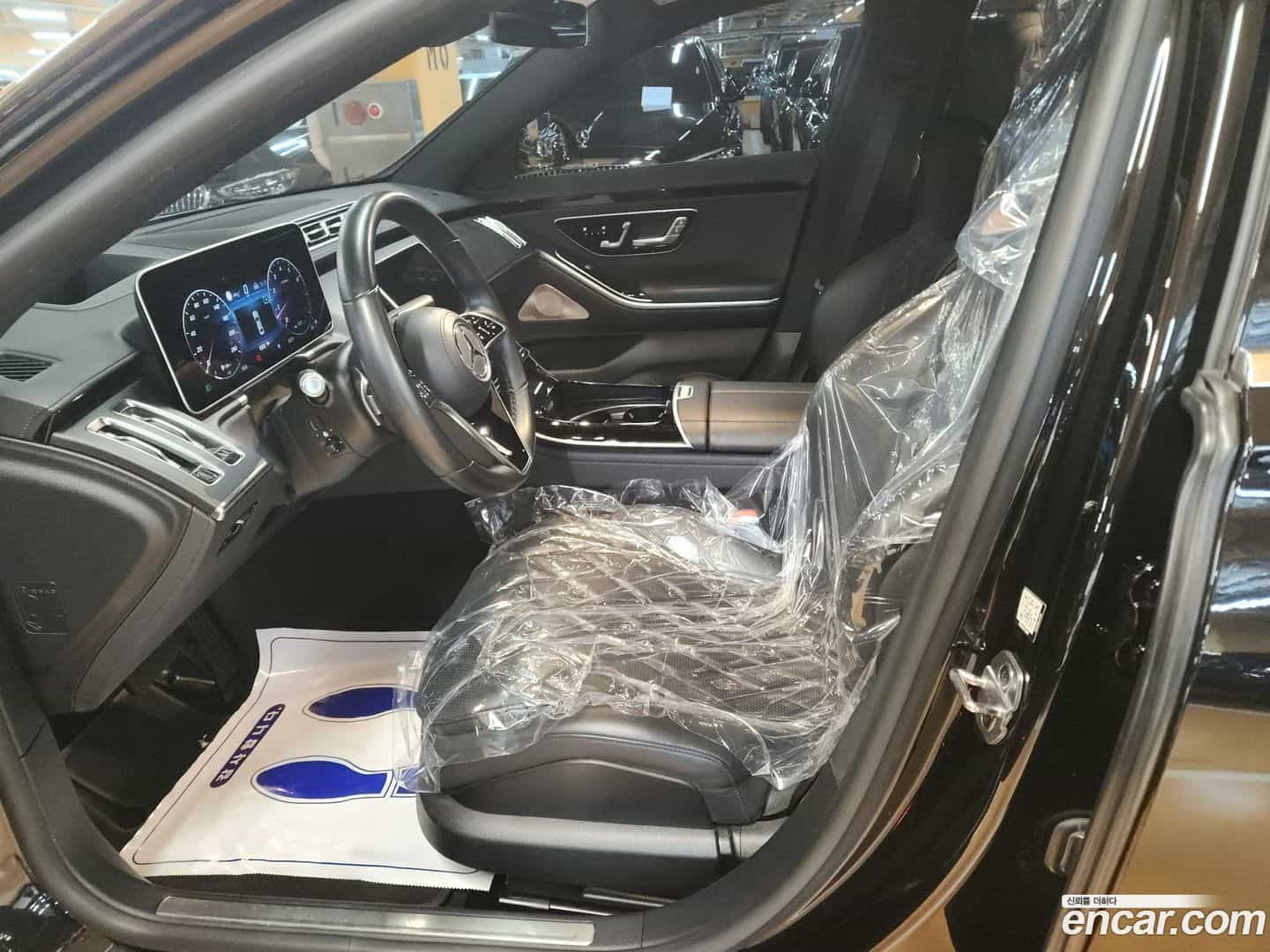 S-Class Mercedes-Benz 2022.7-INNER-009