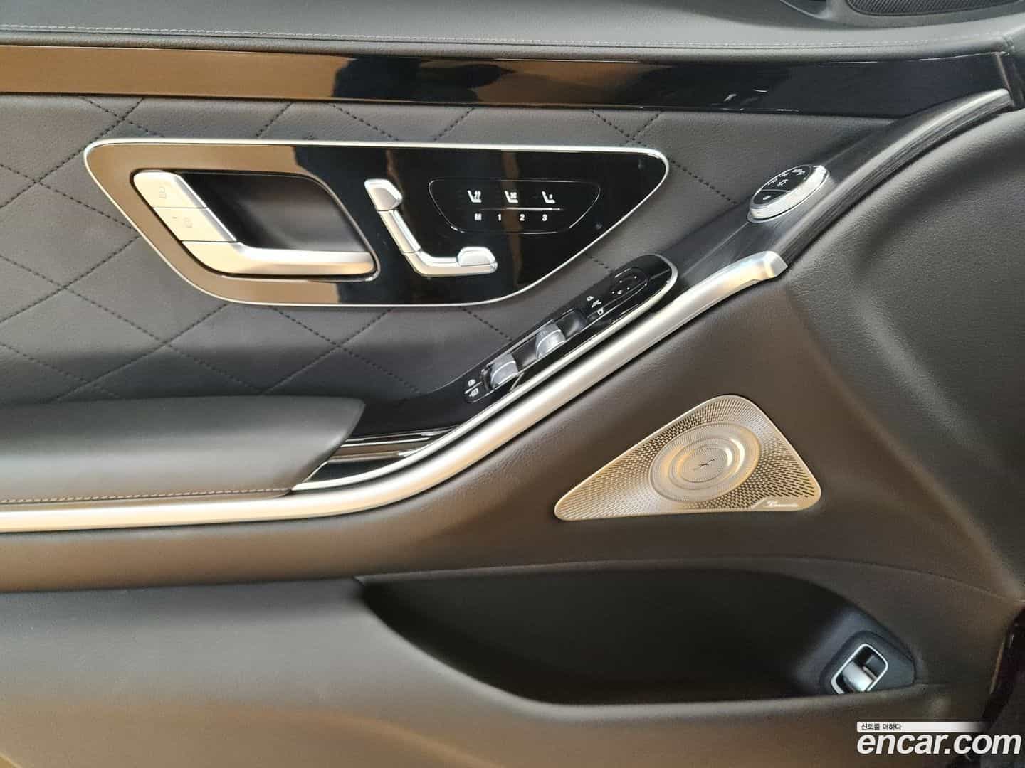 S-Class Mercedes-Benz 2022.7-INNER-010