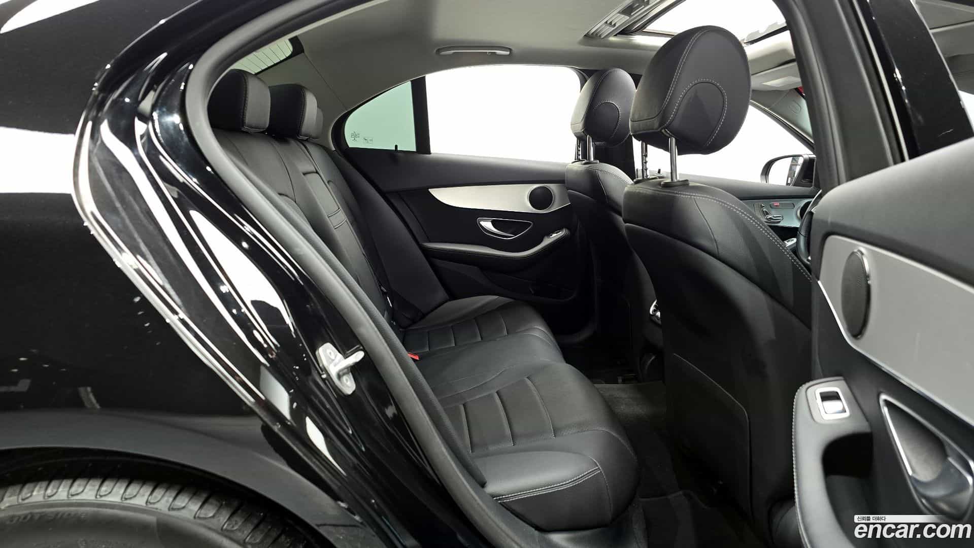 C-Class Mercedes-Benz 2017.6-OPTION-016