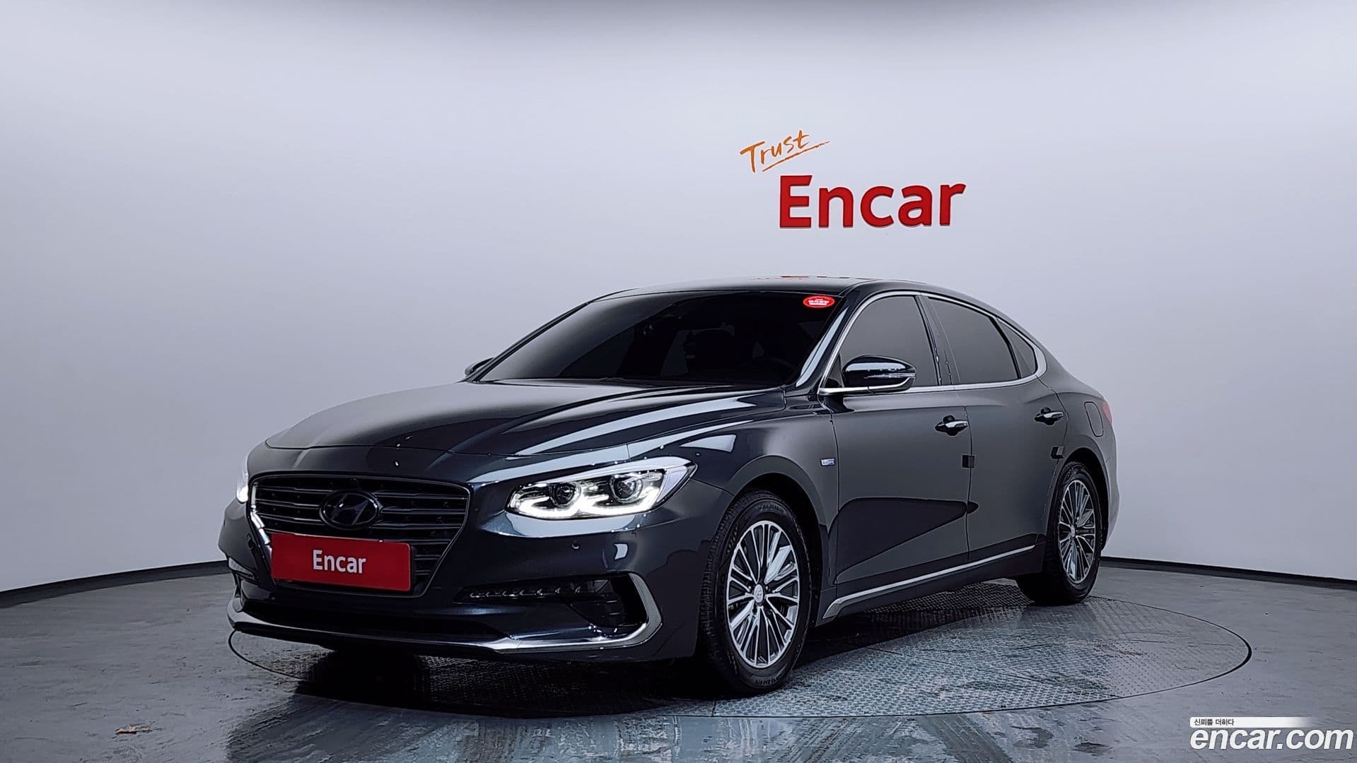Main__Slider__Photo:Grandeur Hyundai 2019.0-0