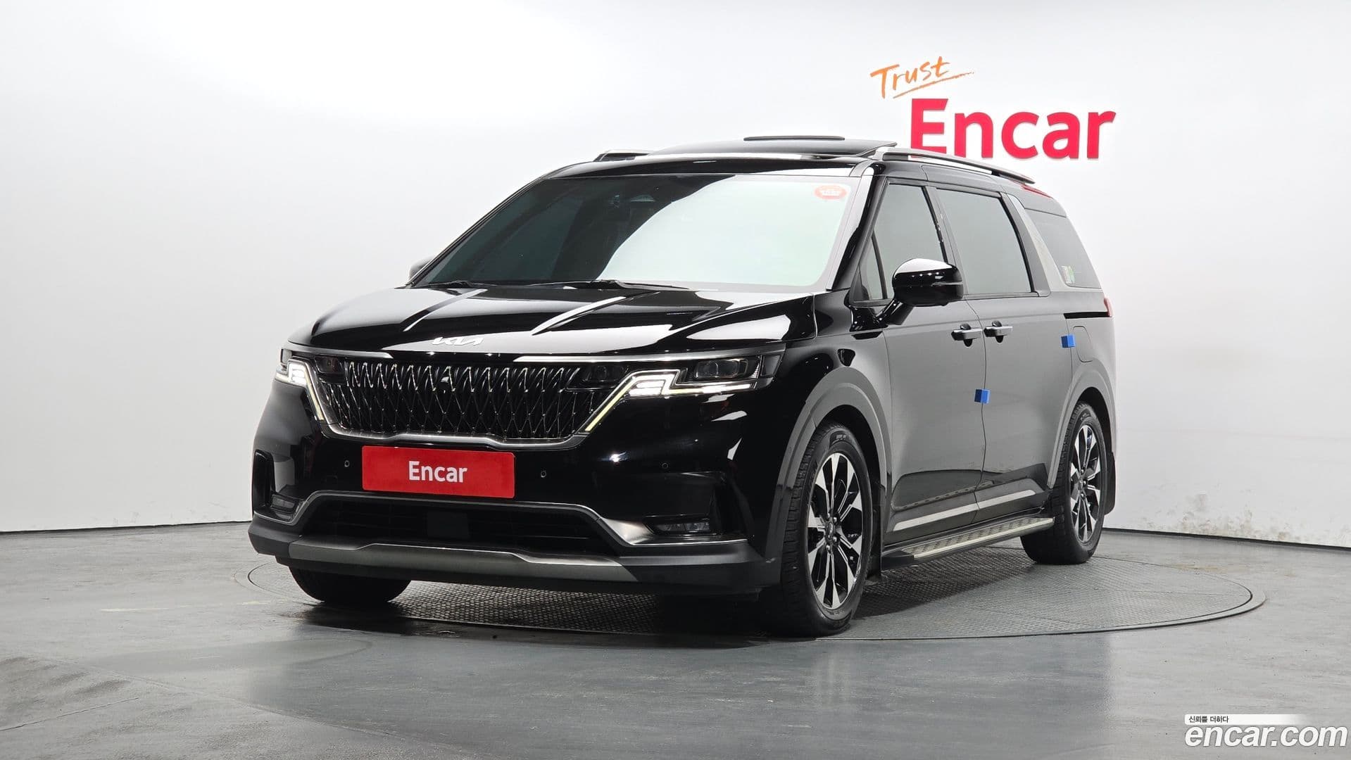 Main__Slider__Photo:Canival Kia 2022.0-0