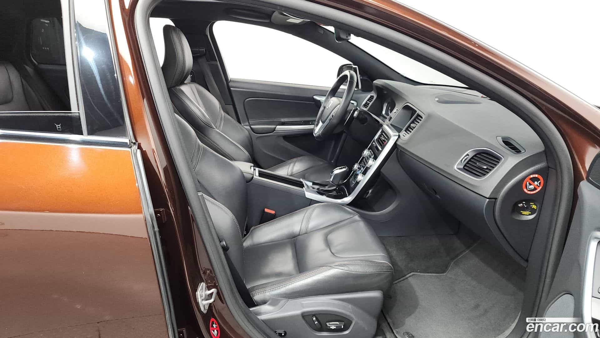 V60 Volvo 2016.3-OPTION-015