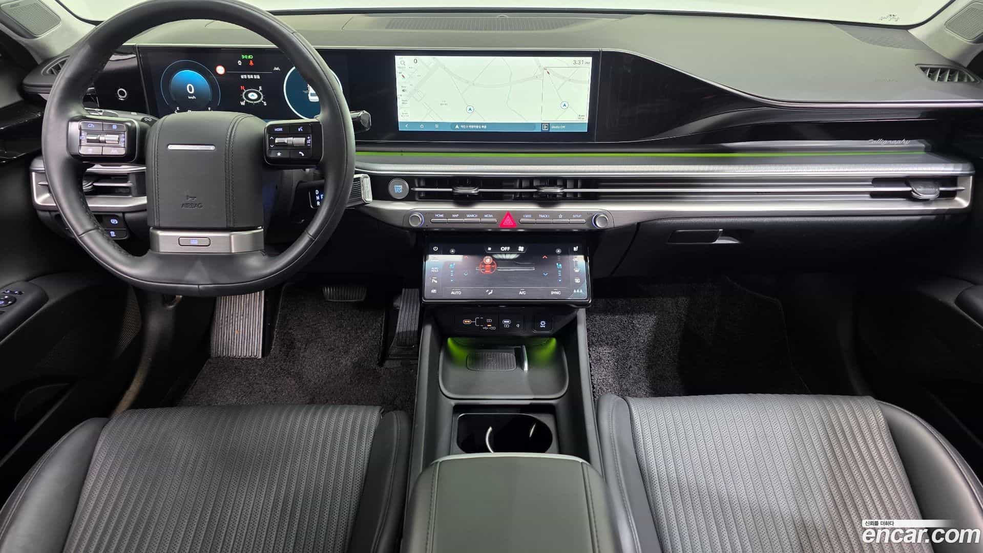 Grandeur Hyundai 2023.11-INNER-007