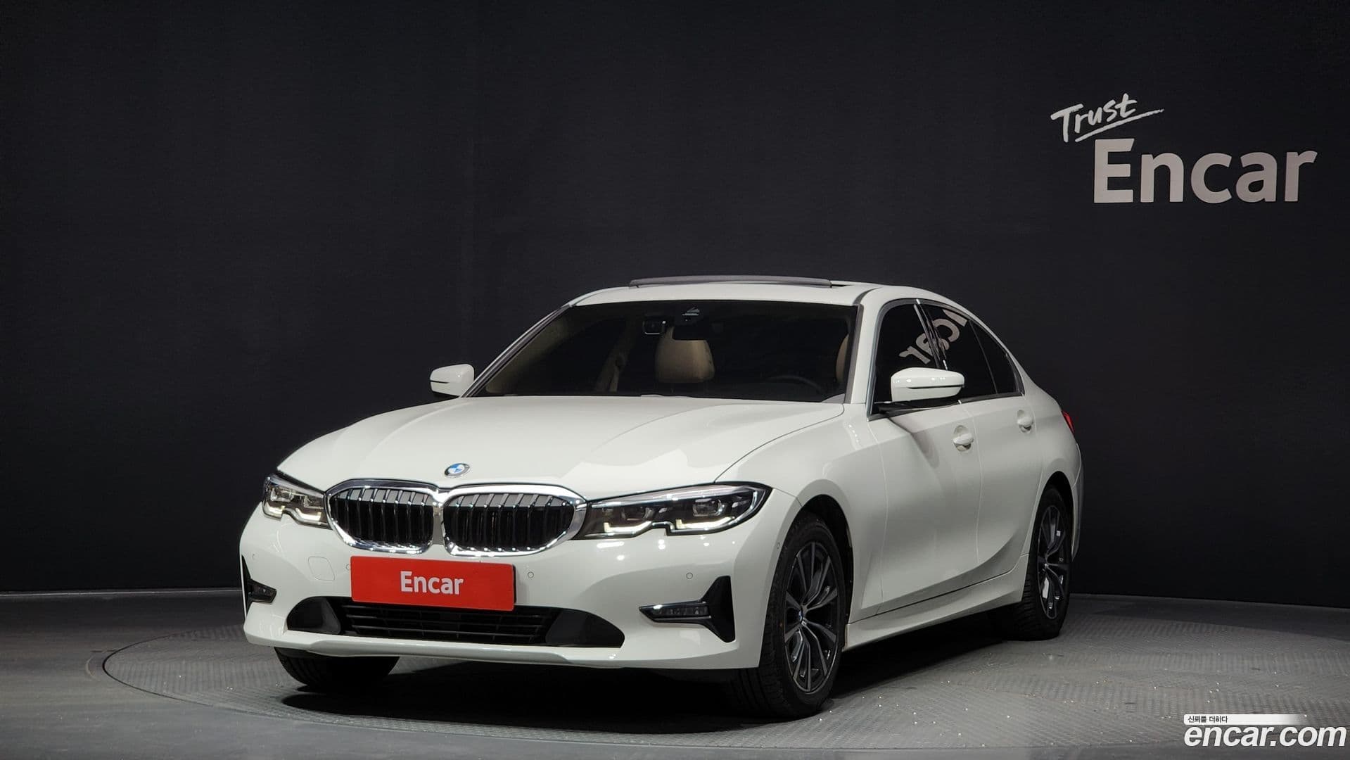 Main__Slider__Photo:3-Series BMW 2020.0-0