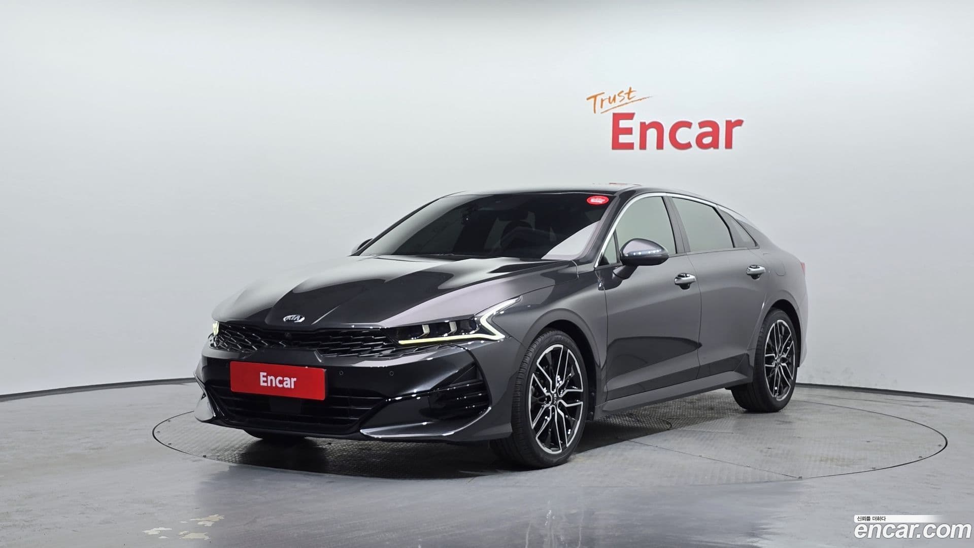 Main__Slider__Photo:K5 Kia 2021.2-0