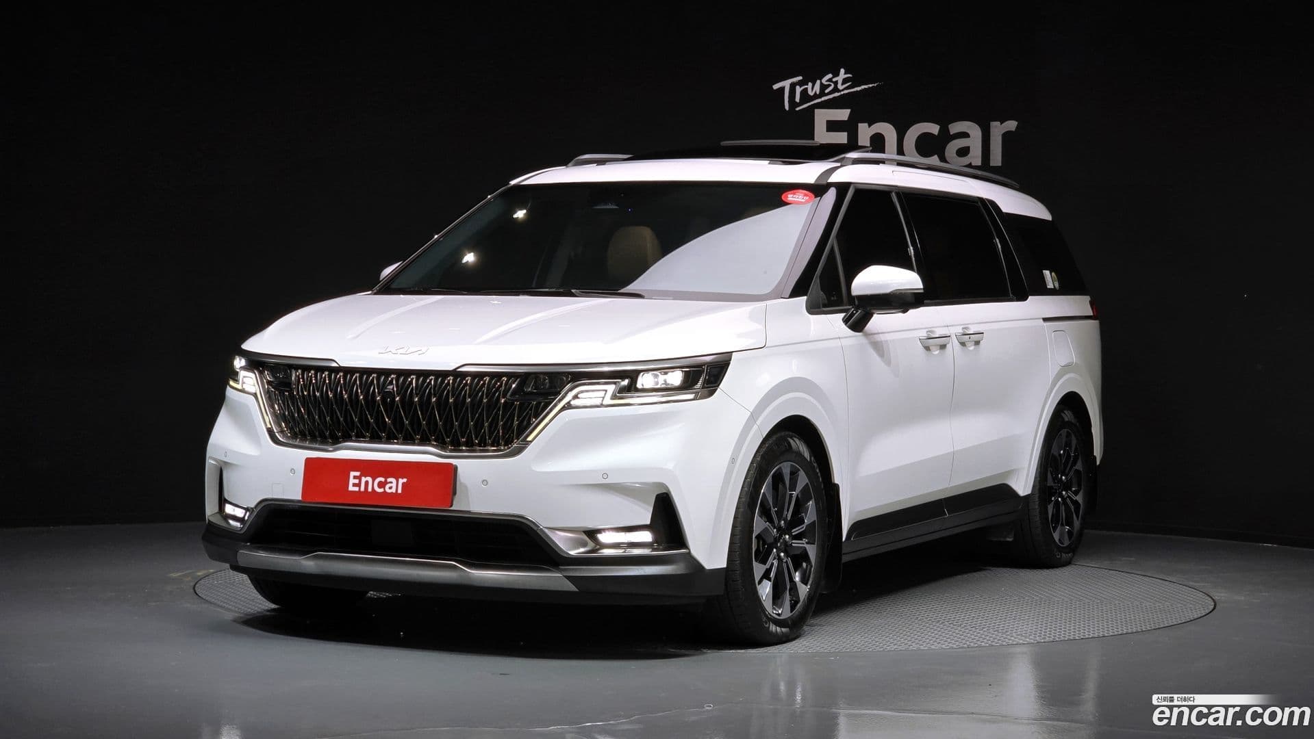 Main__Slider__Photo:Canival Kia 2022.0-0