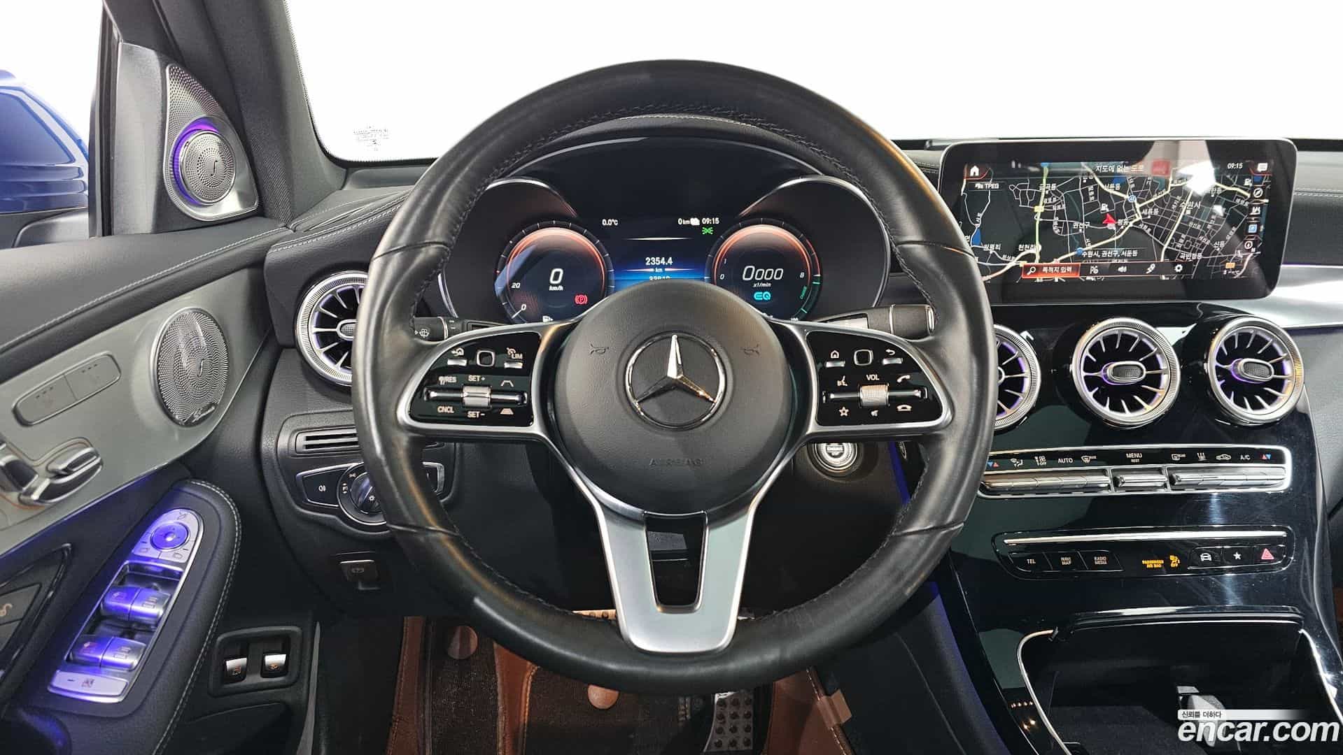 GLC-Class Mercedes-Benz 2022.11-OPTION-017