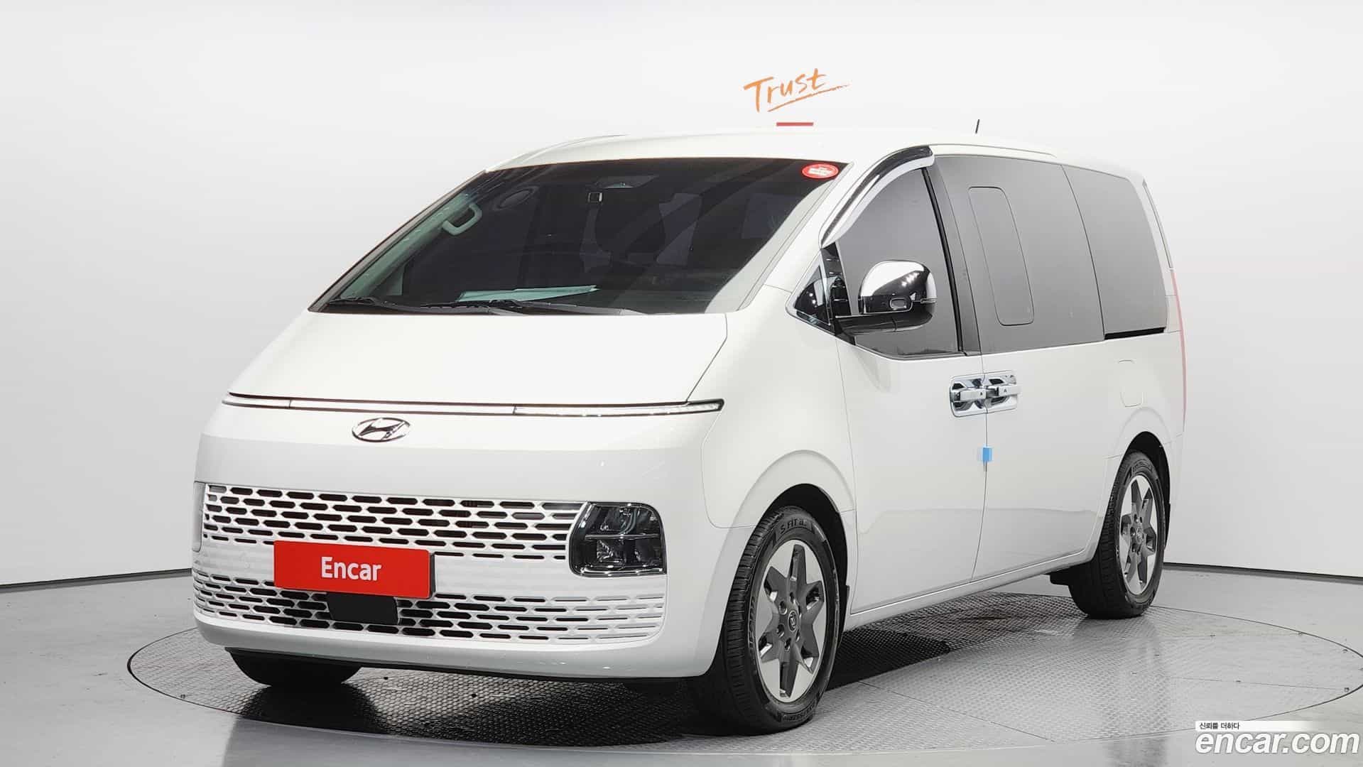 Staria Hyundai 2023.1-OUTER-001