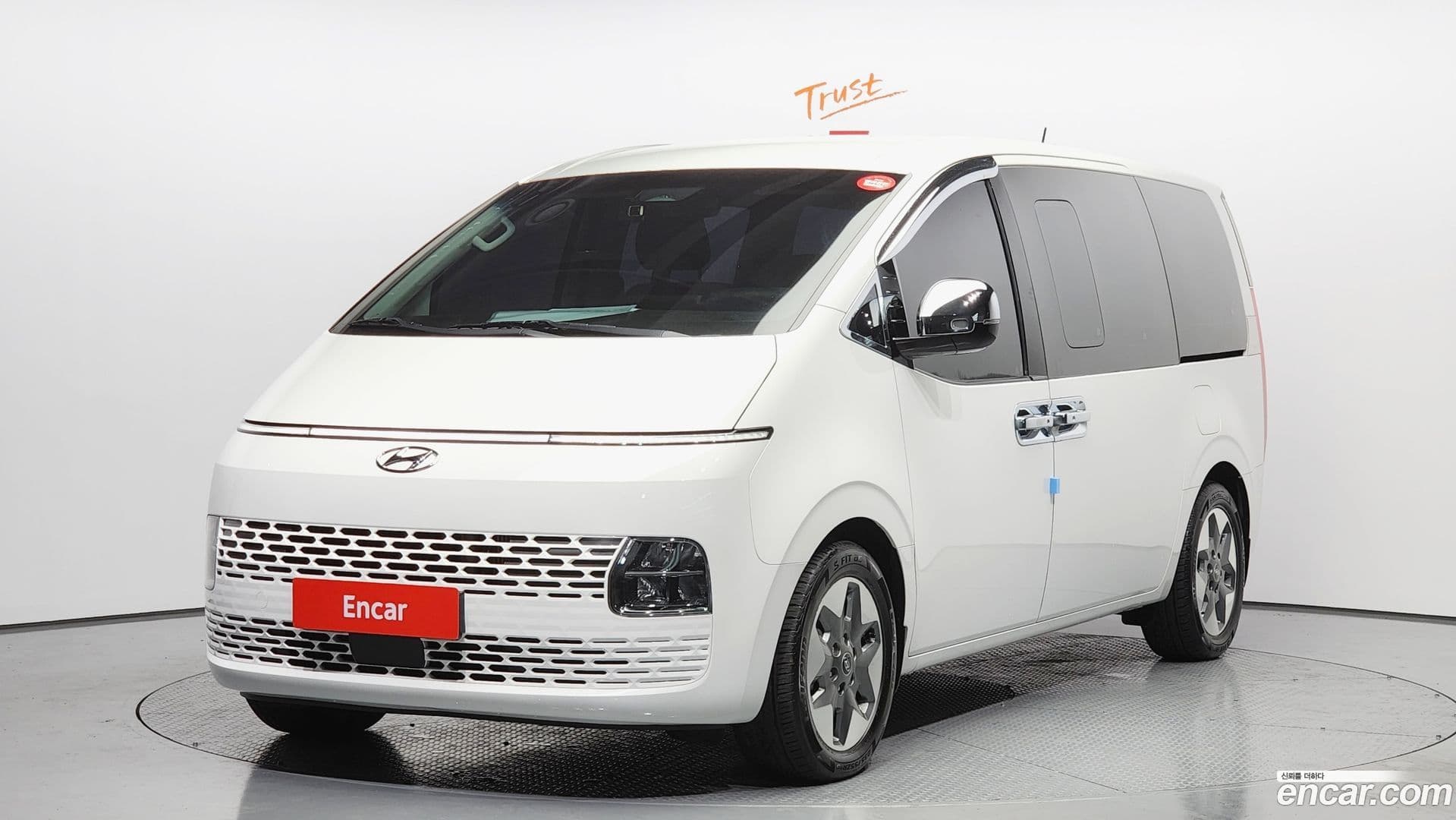 Main__Slider__Photo:Staria Hyundai 2023.1-0