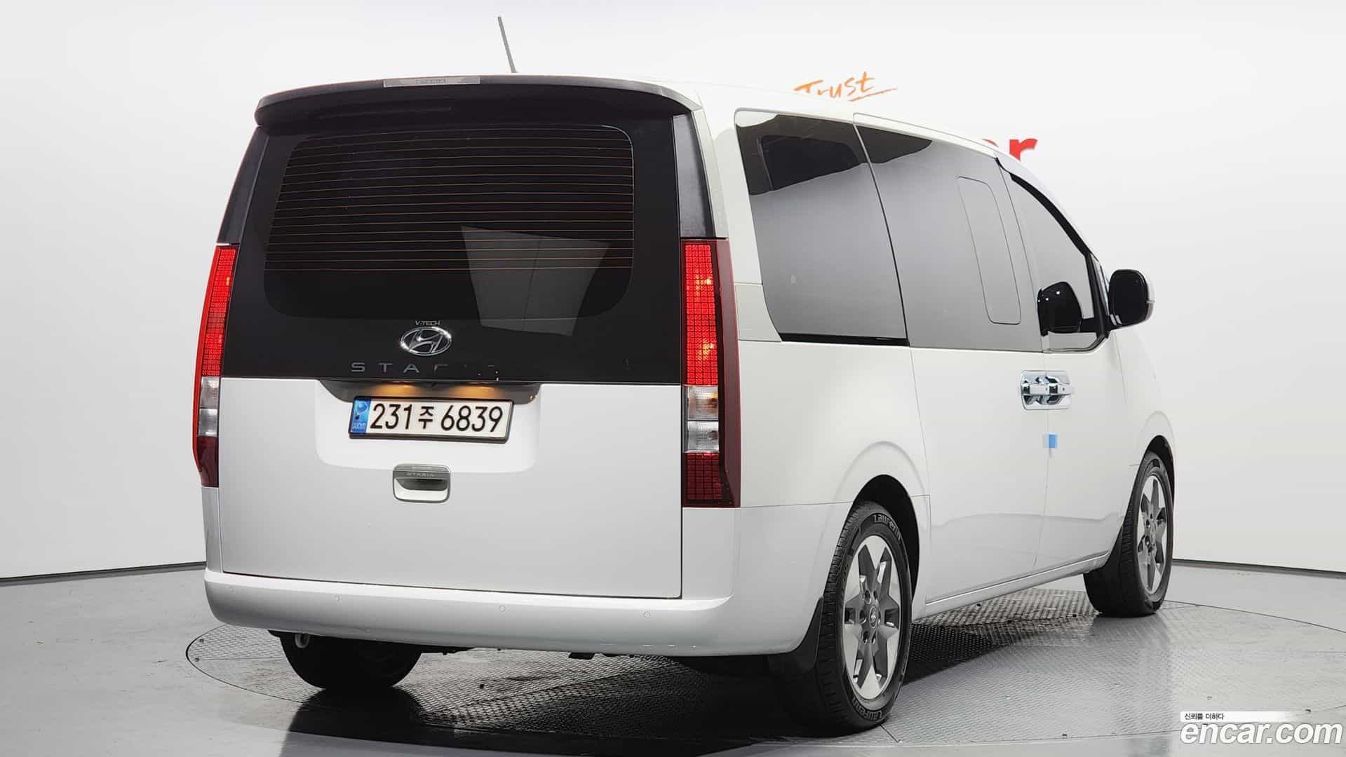 Staria Hyundai 2023.1-OUTER-002