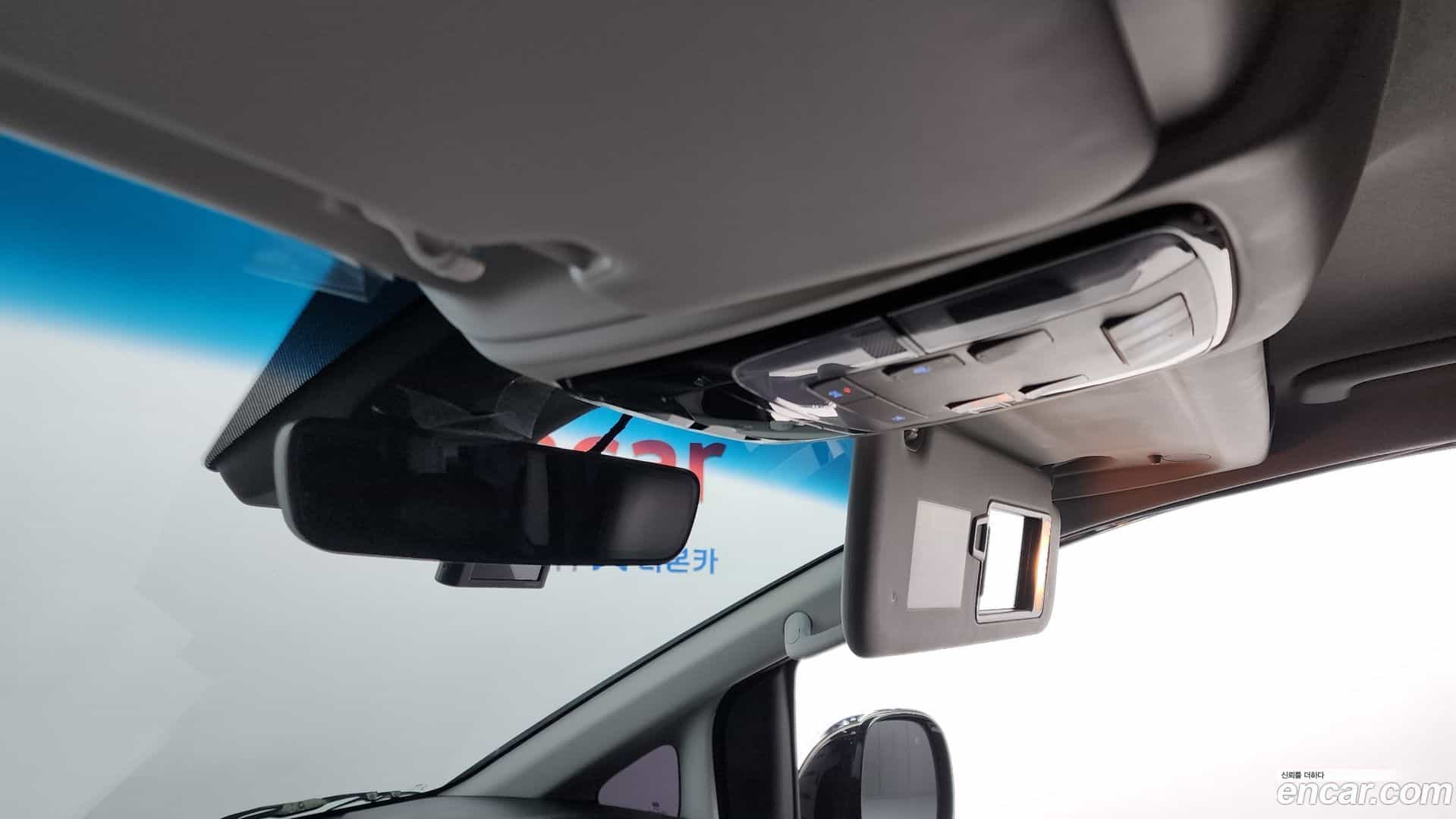 Staria Hyundai 2023.1-OPTION-022