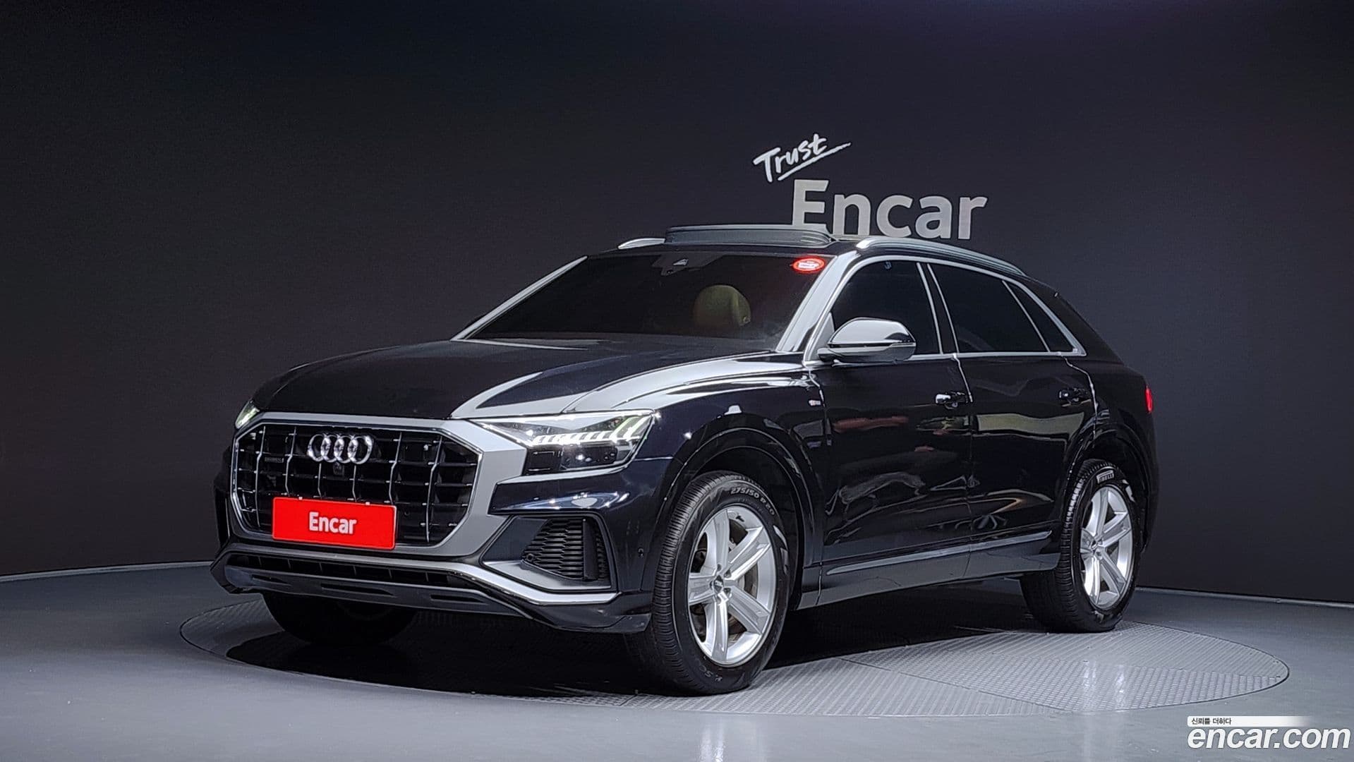 Main__Slider__Photo:Q8 Audi 2020.11-0