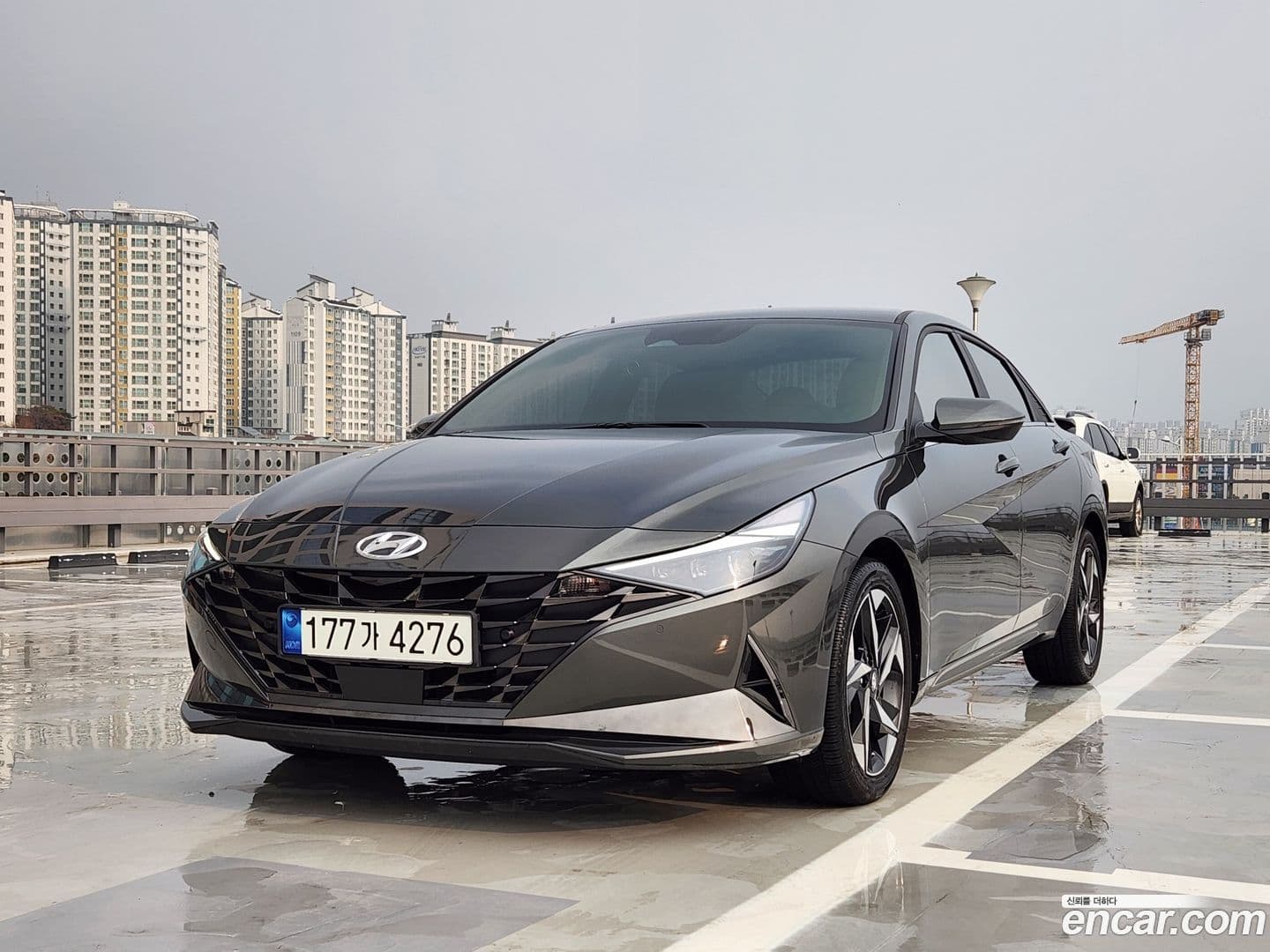 Main__Slider__Photo:AVANTE Hyundai 2021.3-0