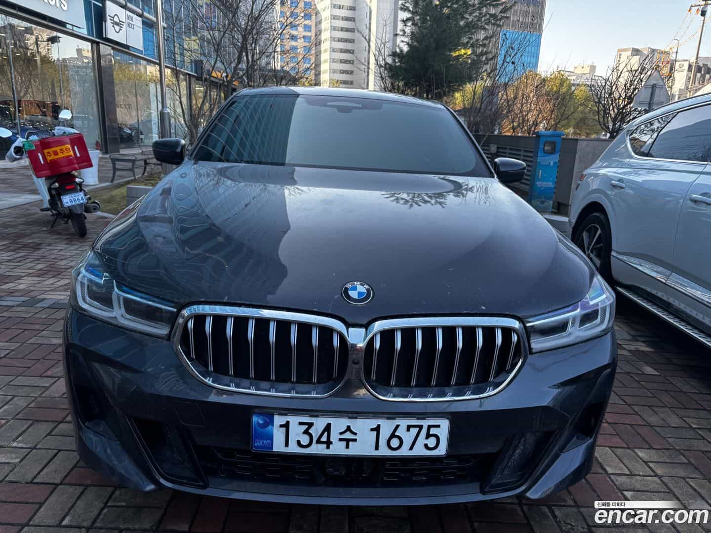 Gran Turismo BMW 2023.8-OUTER-001