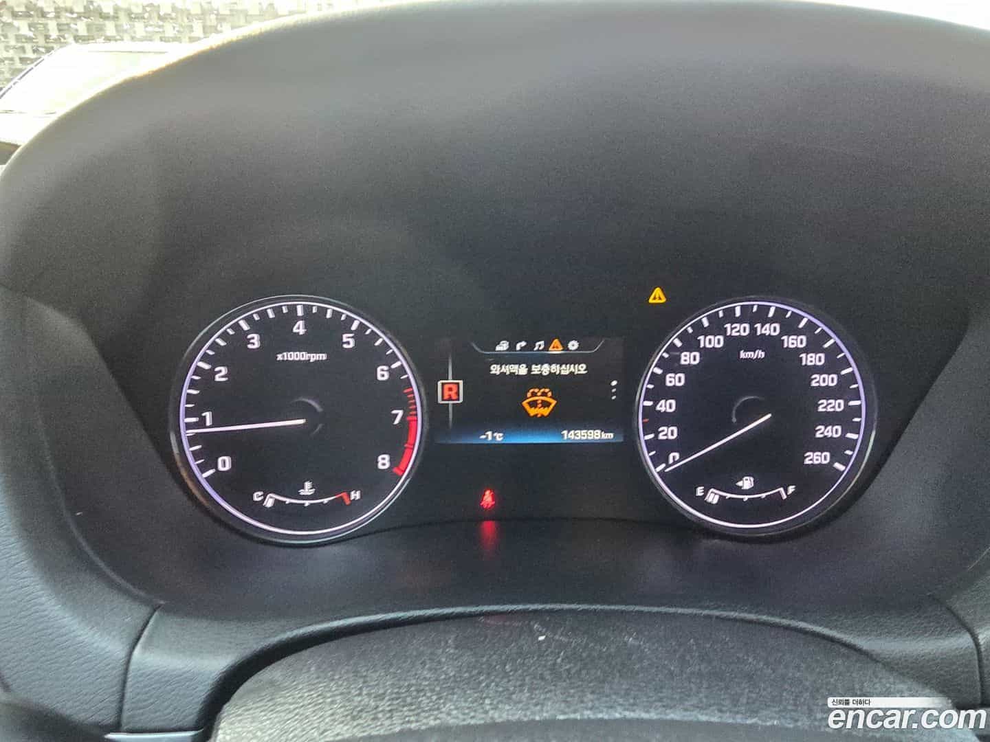 Genesis Hyundai 2016.3-INNER-008