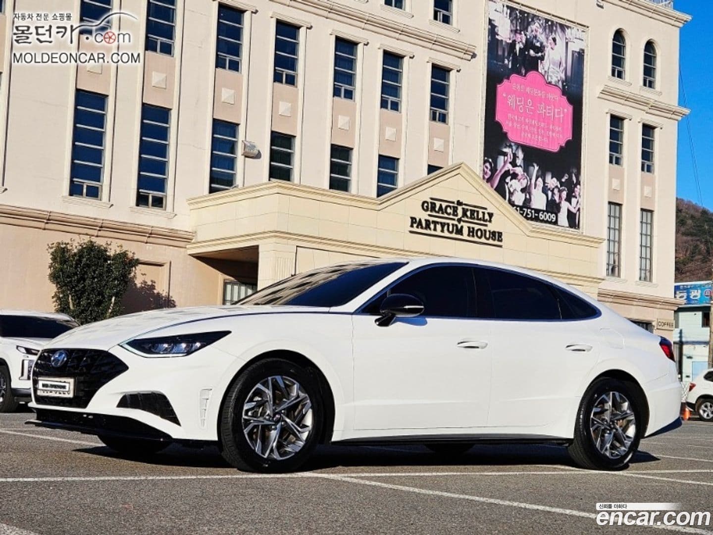 Main__Slider__Photo:Sonata Hyundai 2021.10-0