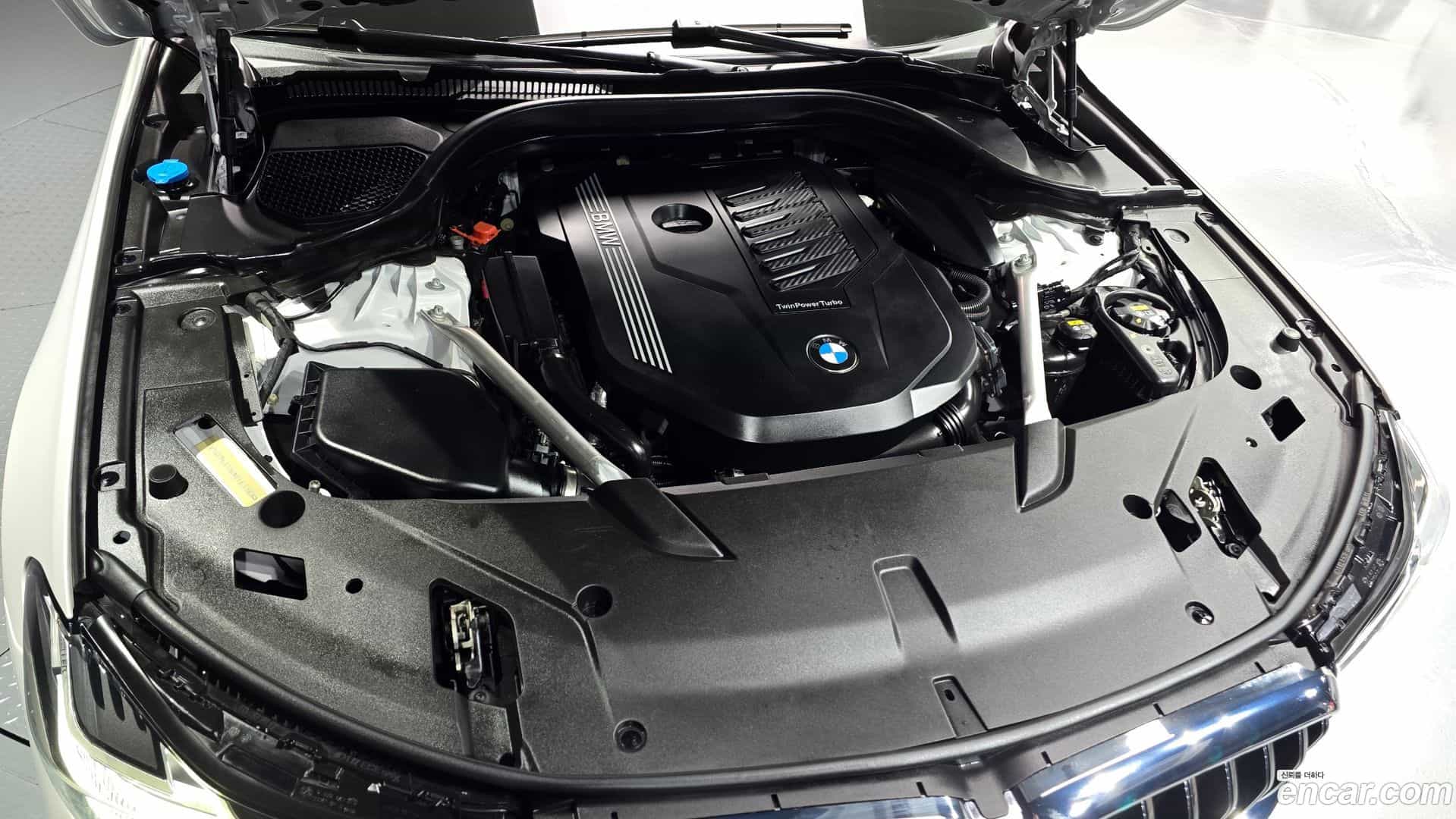 Gran Turismo BMW 2020.11-INNER-006
