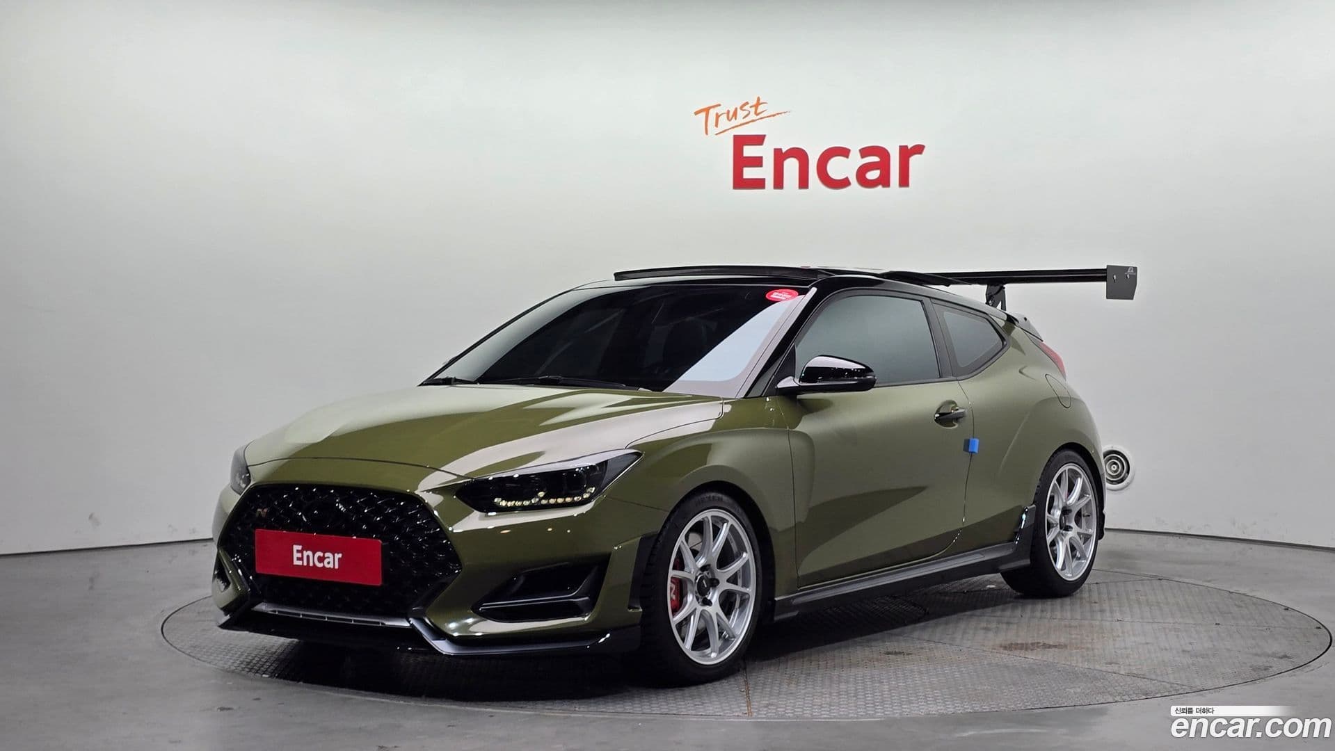 Main__Slider__Photo:Veloster Hyundai 2019.0-0