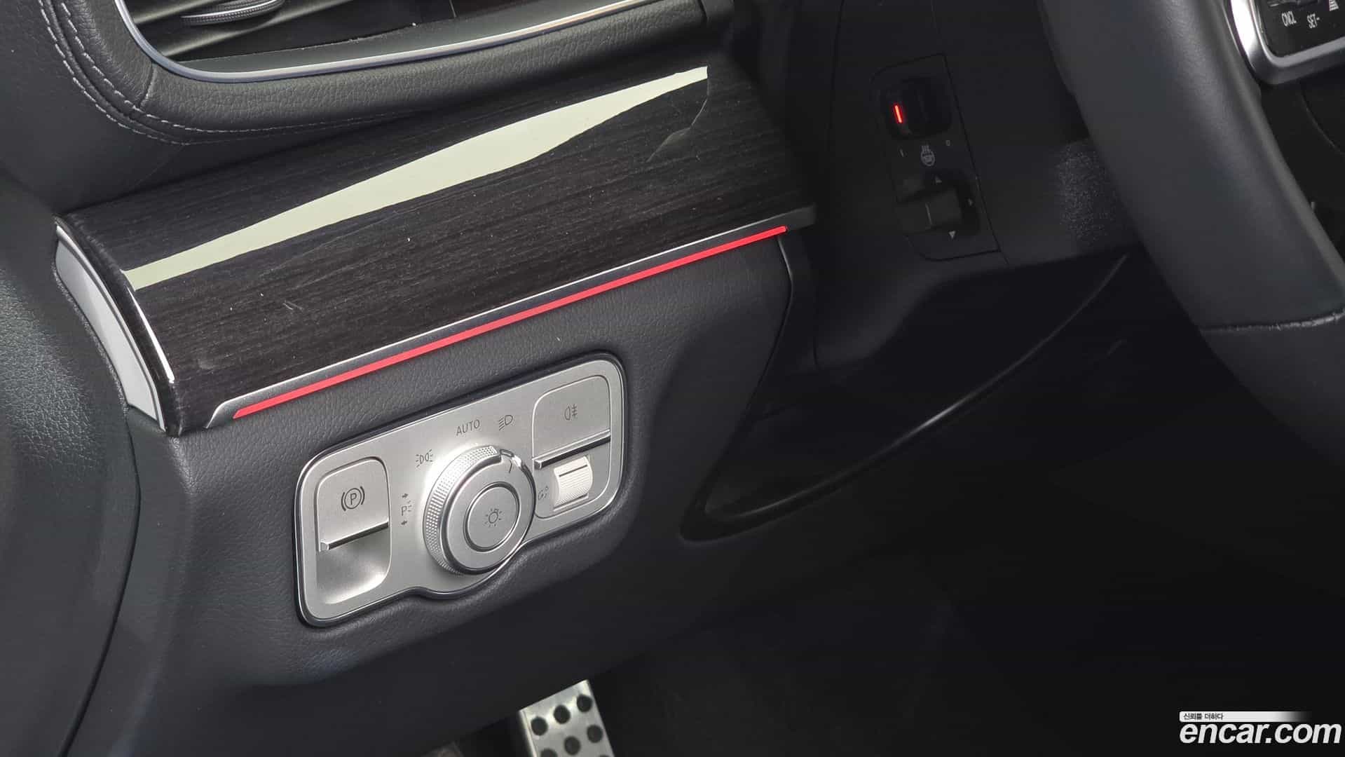 GLE-Class Mercedes-Benz 2023.0-OPTION-020