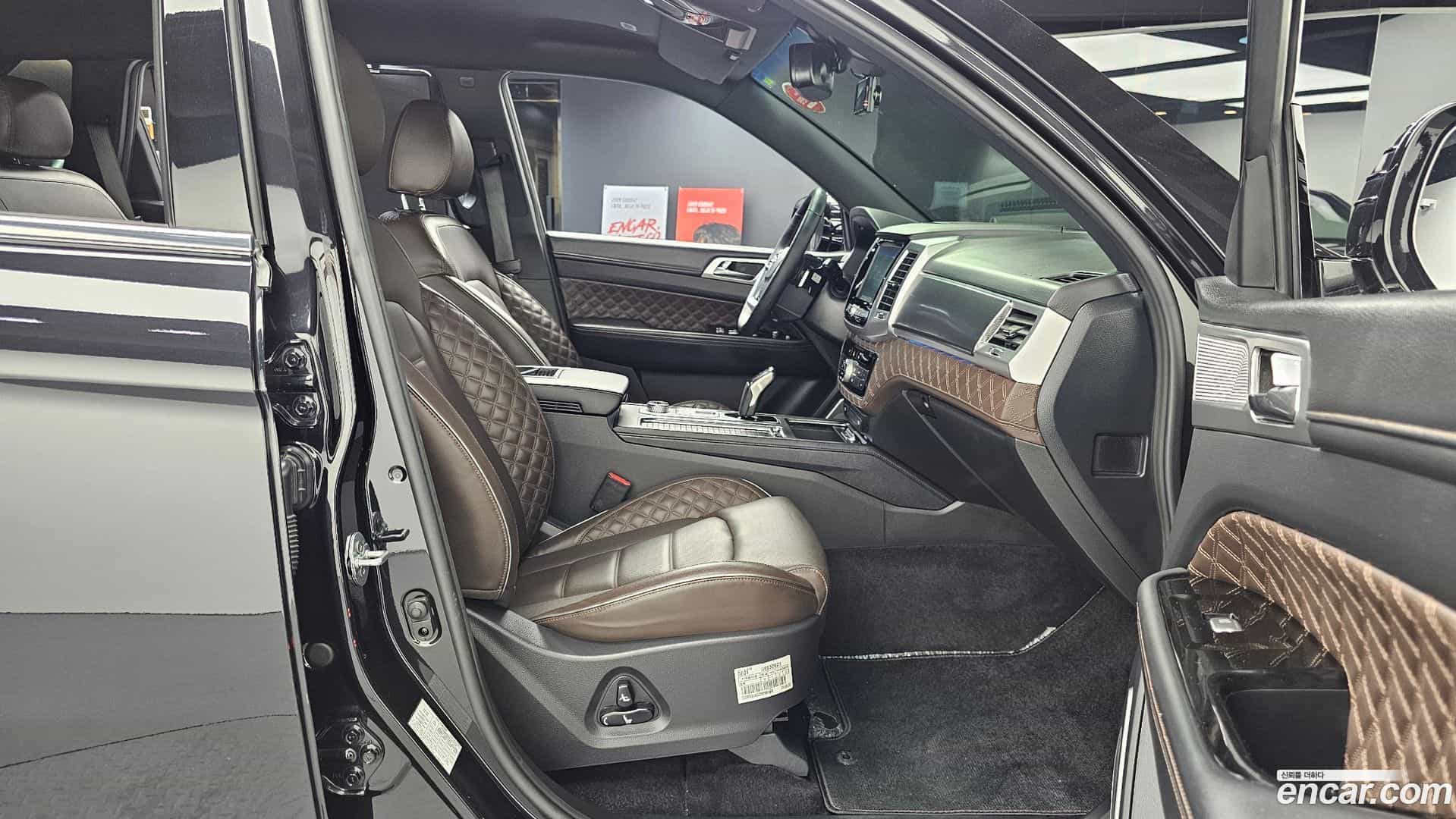 Rexton KG Mobility 2022.8-OPTION-016