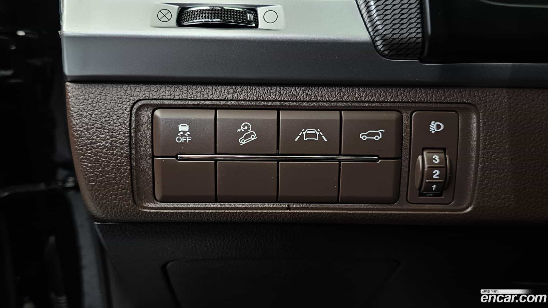 Rexton KG Mobility 2022.8-OPTION-018