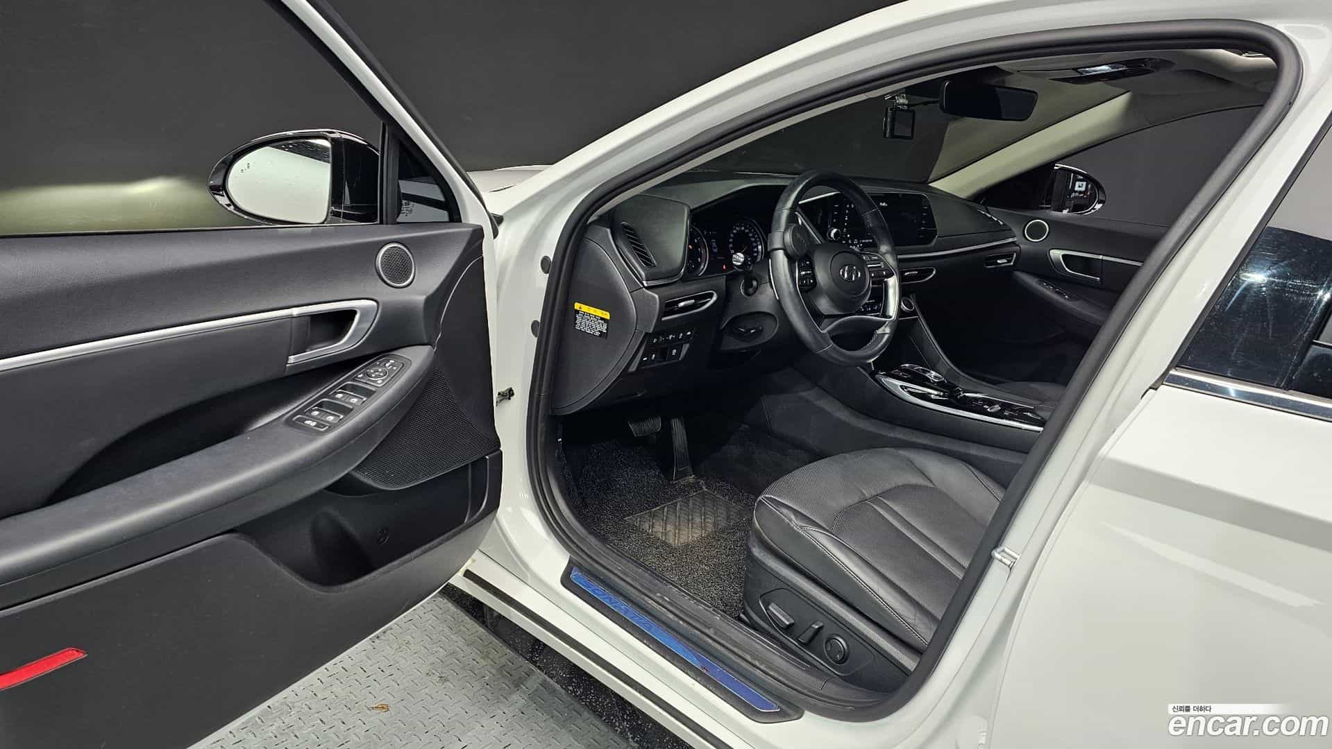 Sonata Hyundai 2019.3-INNER-010