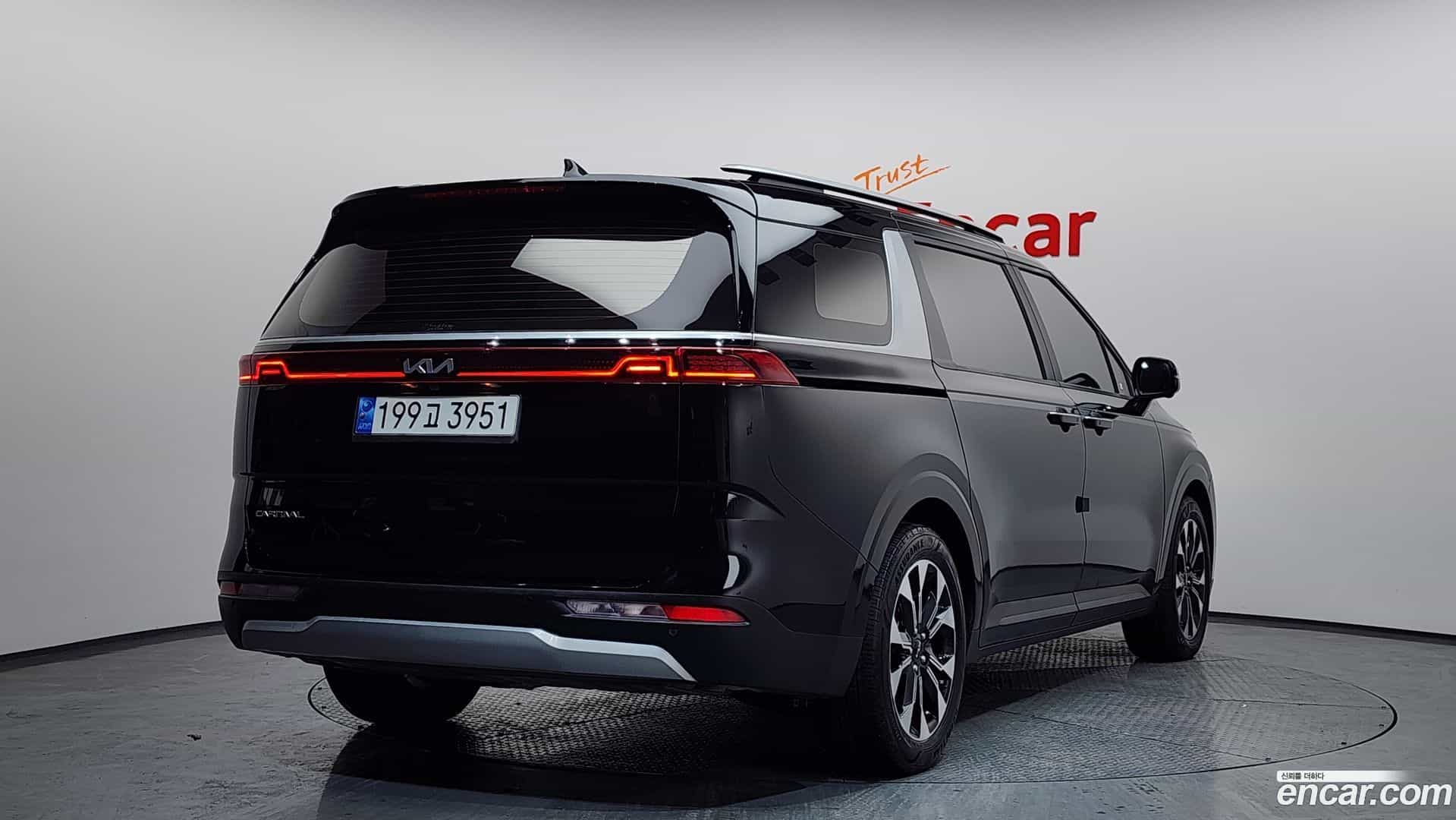 Canival Kia 2022.11-OUTER-002