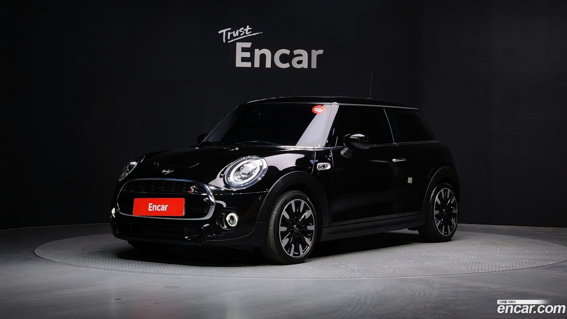 Main__Slider__Photo:Cooper Mini 2020.7-0