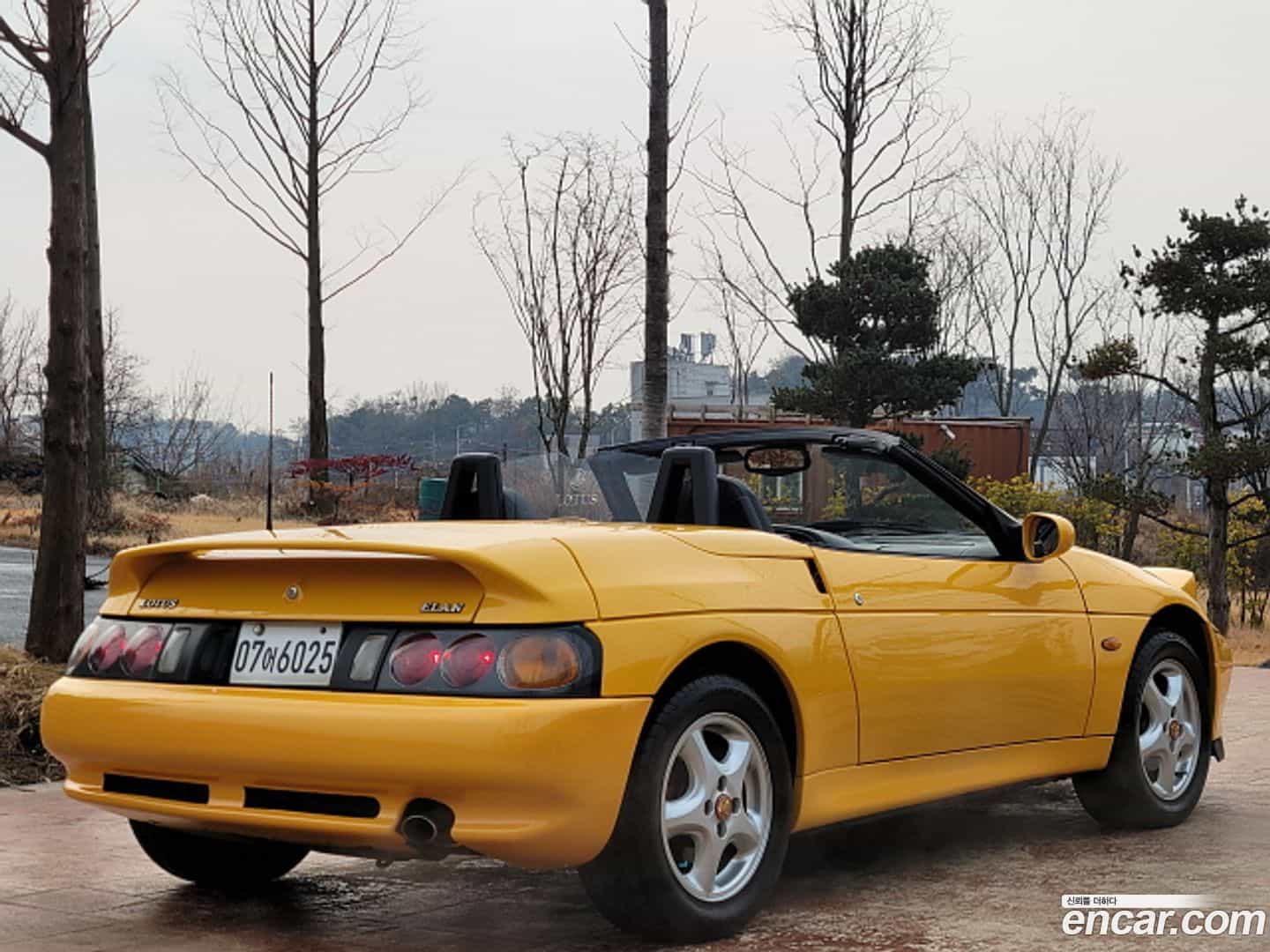 Elan Kia 1997.8-OUTER-002