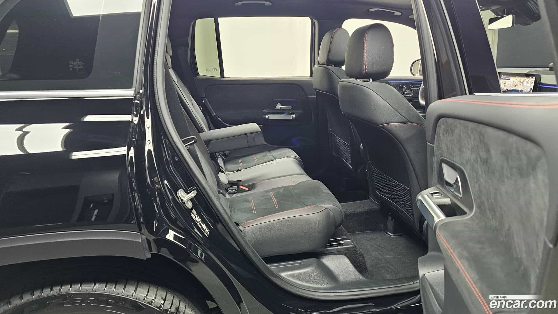 GLB-Class Mercedes-Benz 2025.4-OPTION-016