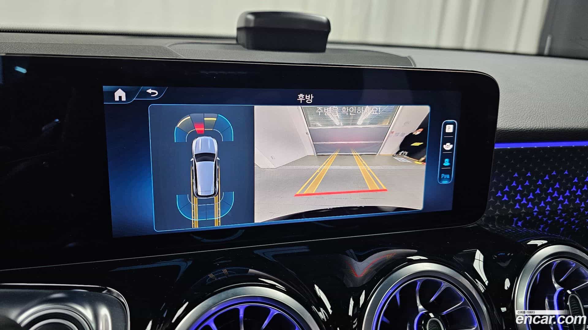 GLB-Class Mercedes-Benz 2025.4-OPTION-019
