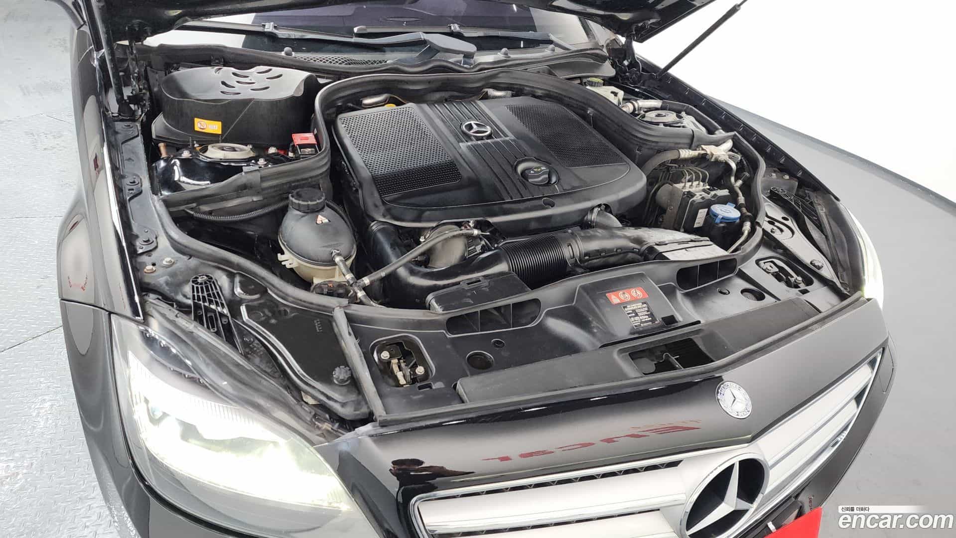 CLS-Class Mercedes-Benz 2014.3-INNER-006