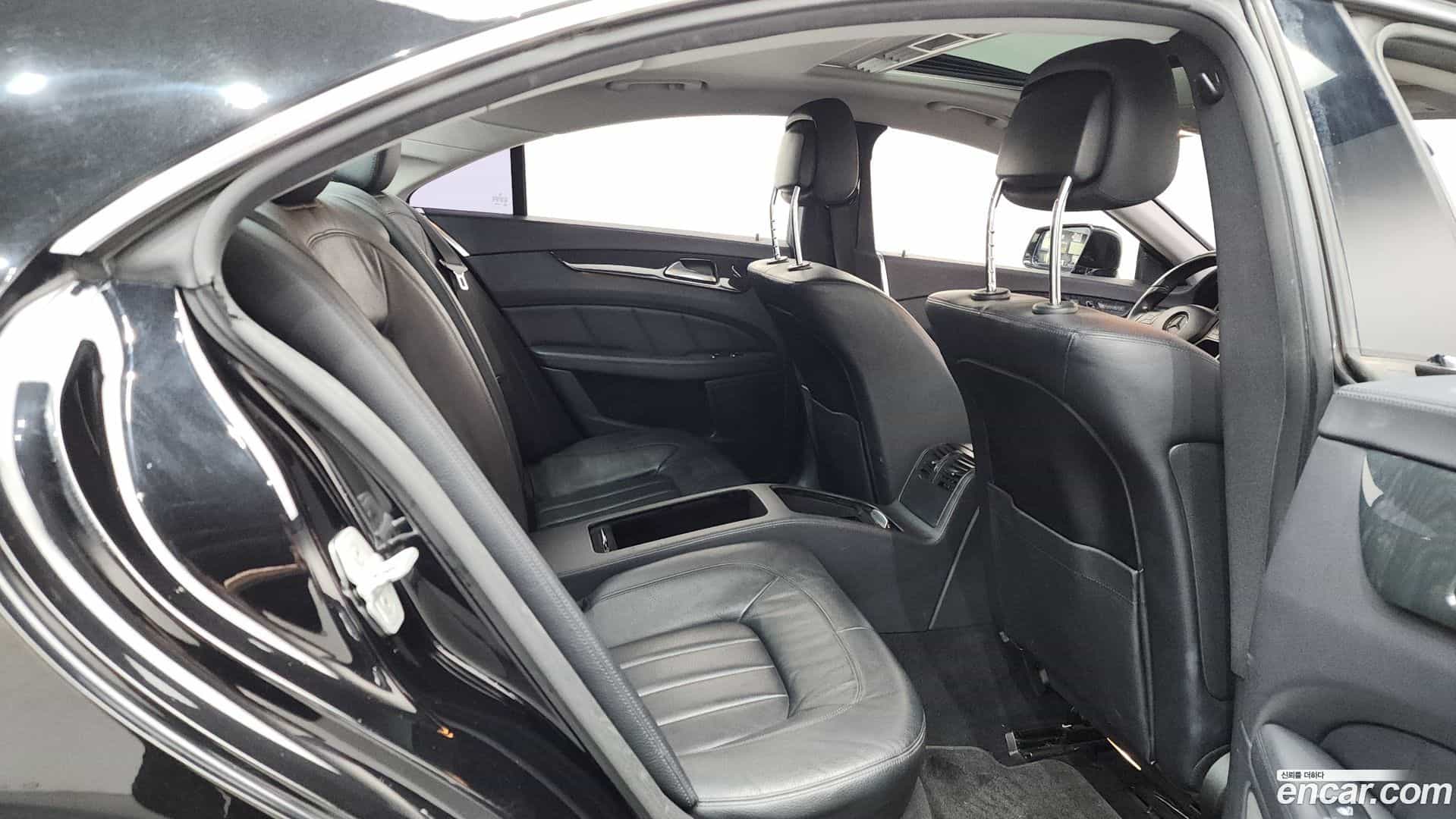 CLS-Class Mercedes-Benz 2014.3-OPTION-016