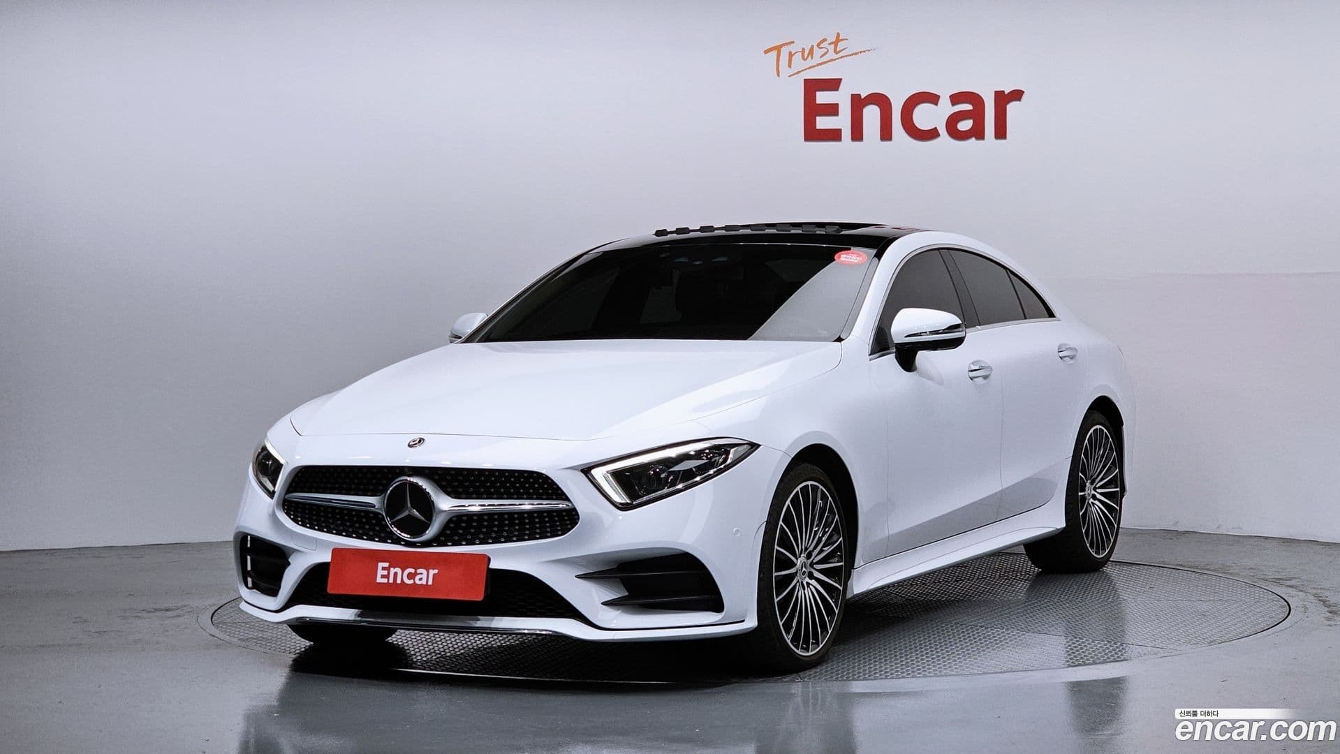 Main__Slider__Photo:CLS-Class Mercedes-Benz 2018.10-0