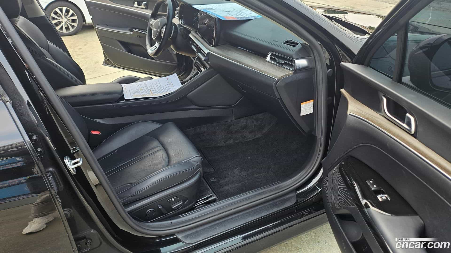 K5 Kia 2023.0-OPTION-024