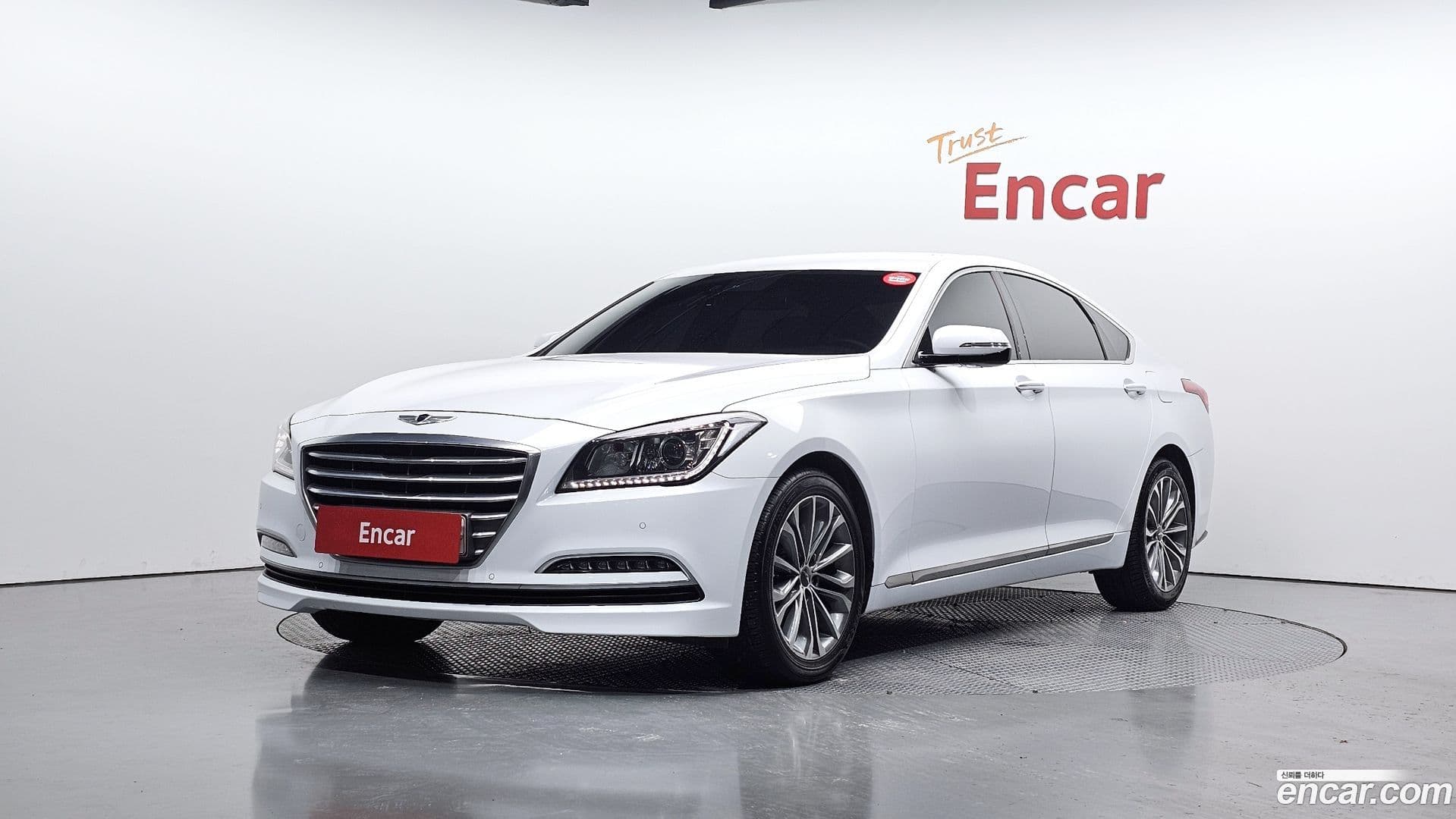 Main__Slider__Photo:Genesis Hyundai 2015.4-0